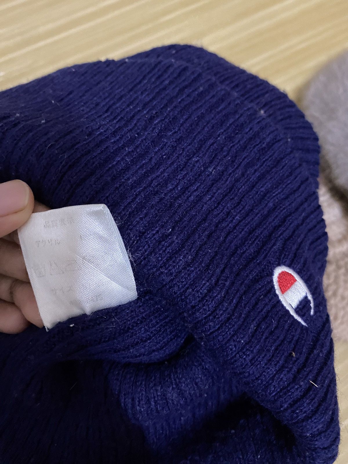 Champion × Vintage Champion Small Logo Beanie Hat Size ONE SIZE - 6 Thumbnail