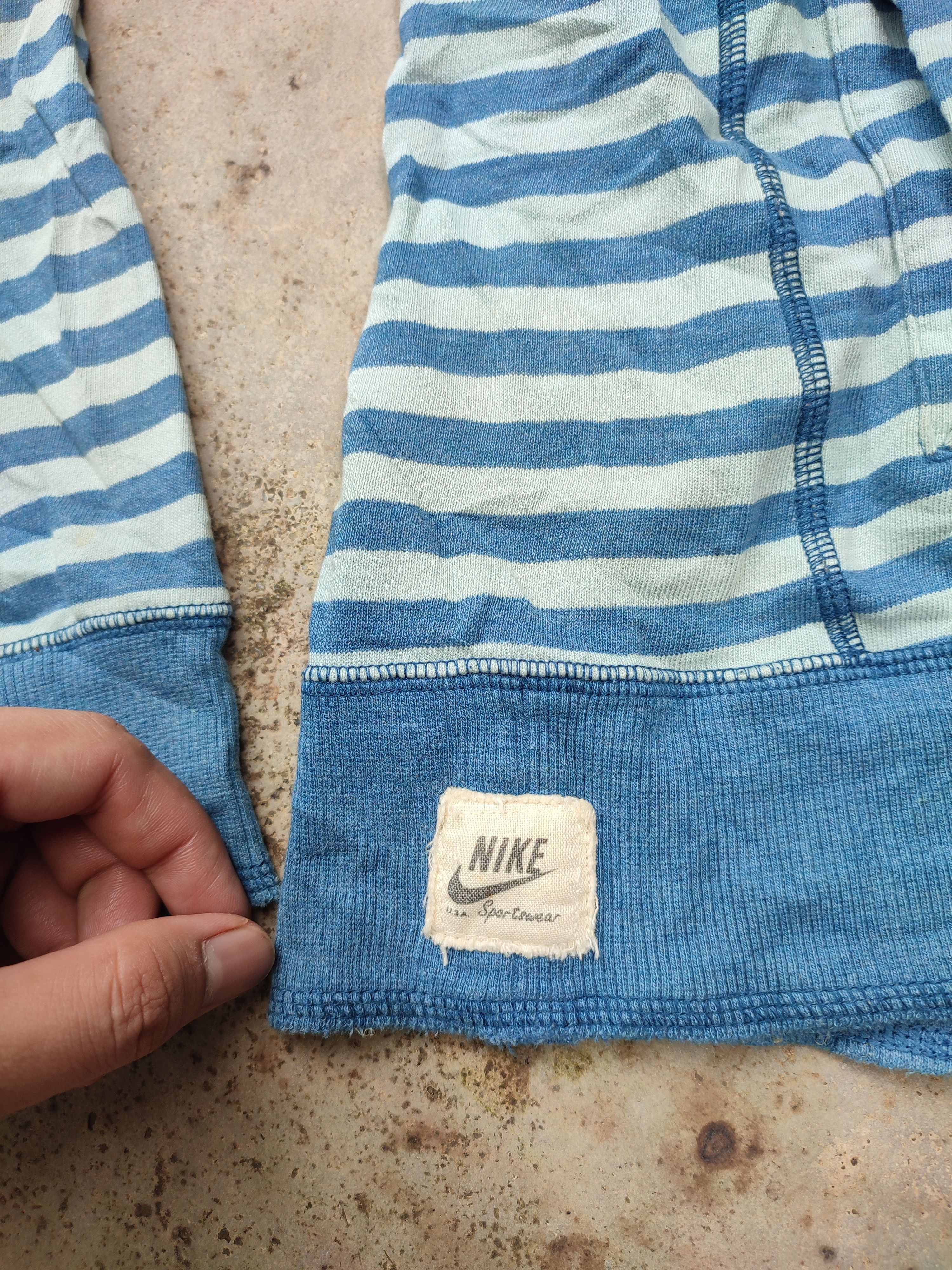 Nike Vintage Nike Stripe Blue Hoodie Size US S / EU 44-46 / 1 - 8 Thumbnail