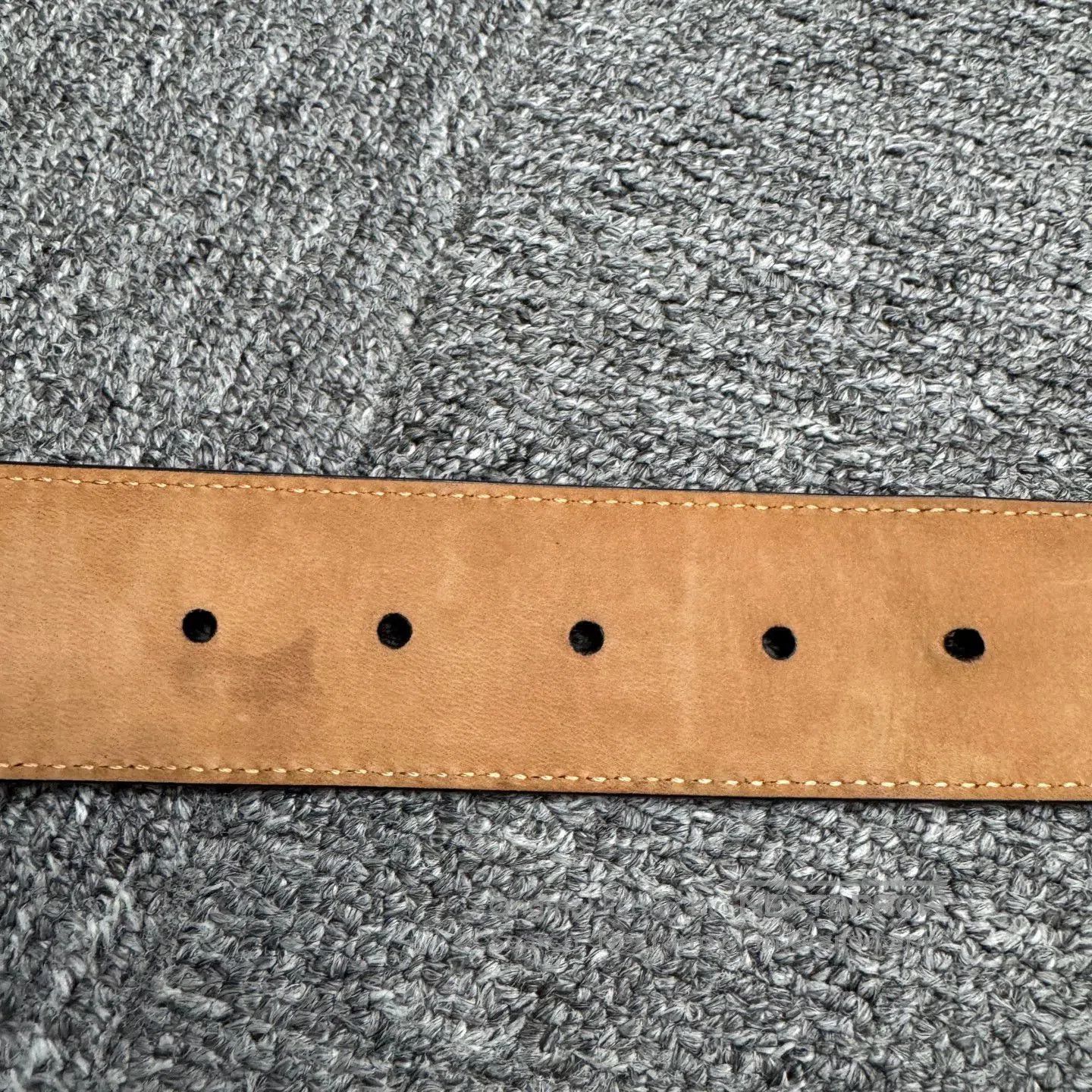 Fendi Black Crocodile-Embossed Belt with Gold Buckle. Size ONE SIZE - 4 Thumbnail