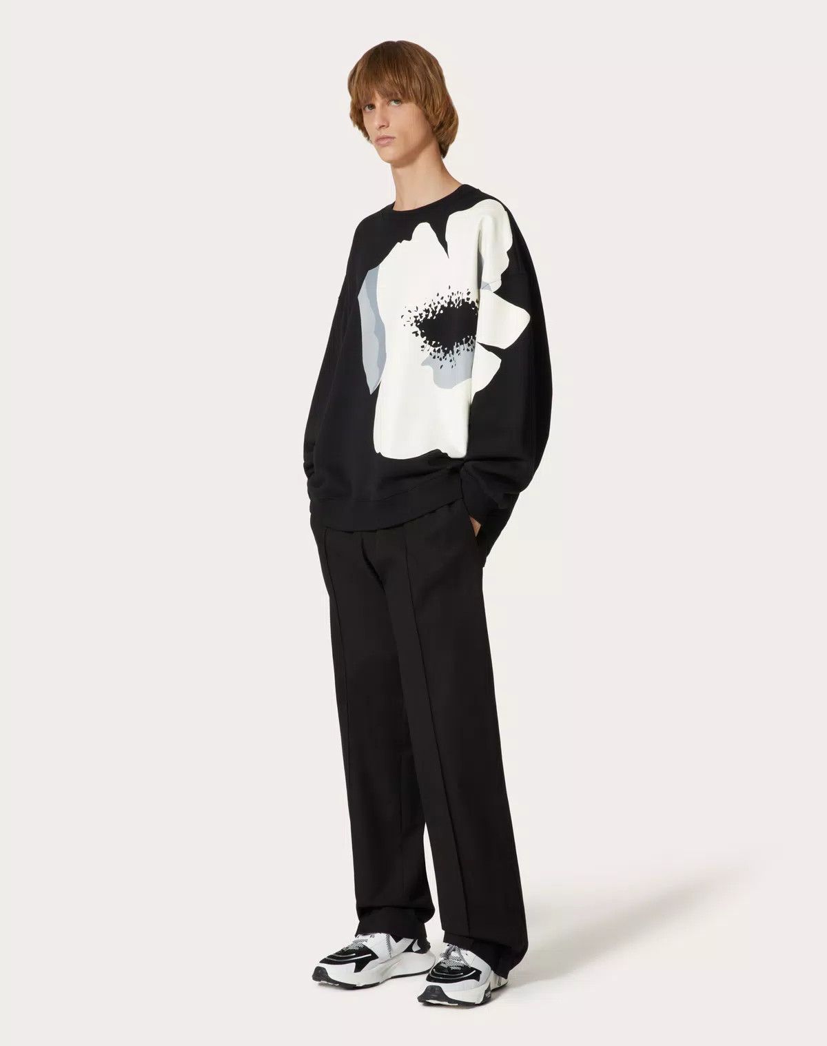 Valentino oc11z0725 Cotton Crewneck Sweatshirt in Black Size US S / EU 44-46 / 1 - 3 Thumbnail