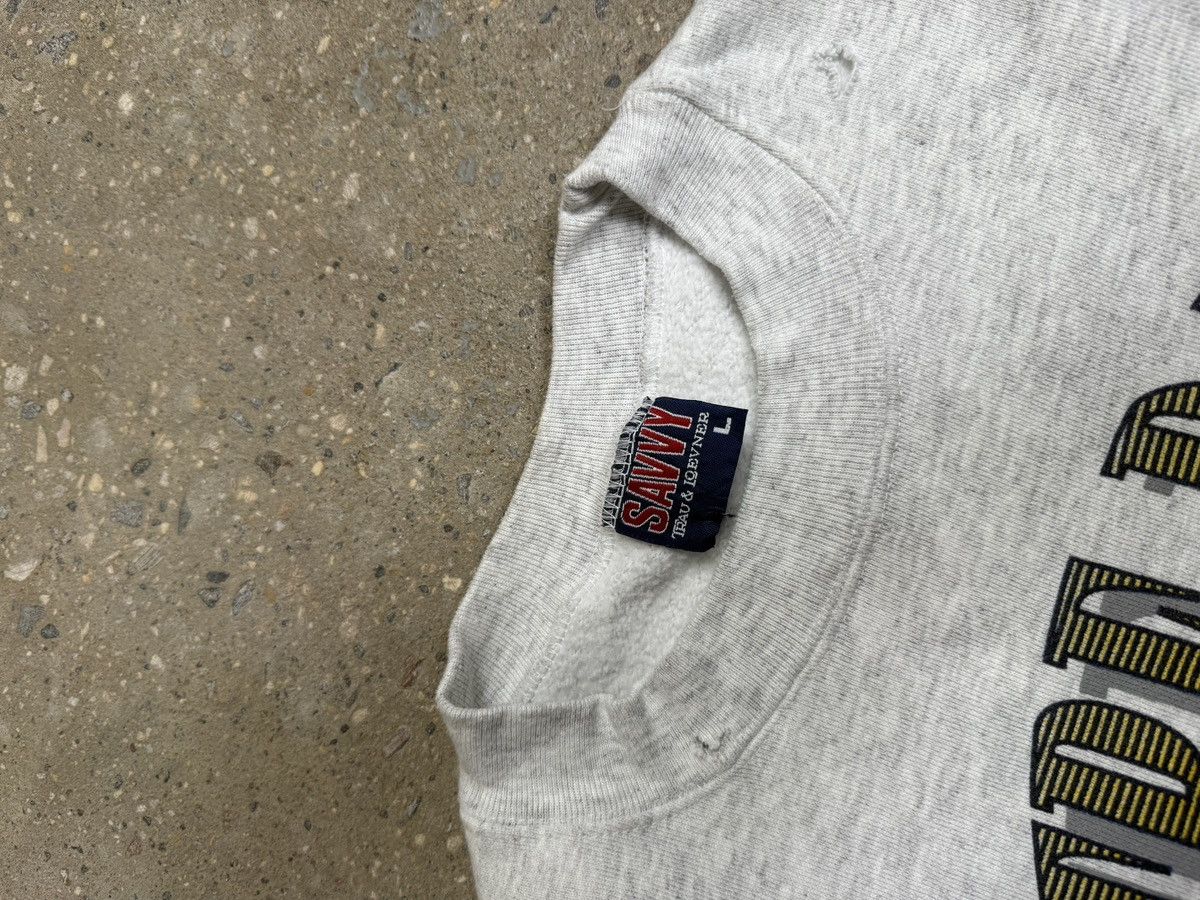Vintage 1990’s Notre Dame Vintage Crewneck Size US L / EU 52-54 / 3 - 4 Thumbnail