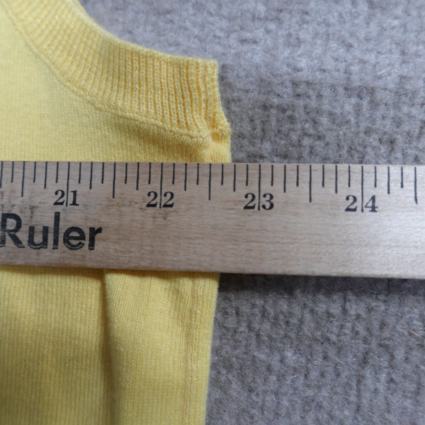 Polo Ralph Lauren Polo Ralph Lauren Sweater Vest LT Yellow Solid V-Neck Preppy Knit Vest Mens Big & Tall Size US L / EU 52-54 / 3 - 7 Thumbnail