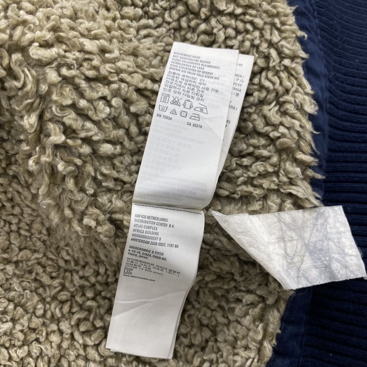 Abercrombie & Fitch Abercrombie & Fitch Sherpa Fur Zipp Hoodie Ifsixwasnine Size US L / EU 52-54 / 3 - 9 Thumbnail
