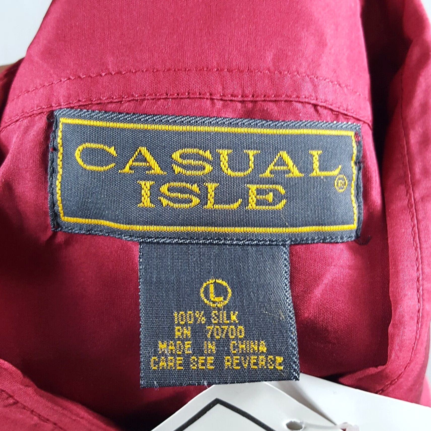Vintage Vintage Casual Isle Women's Silk Golf Shirt L Red Long Sleeve Collared Button-Up 80s Preppy Retro Size L / US 10 / IT 46 - 5 Thumbnail