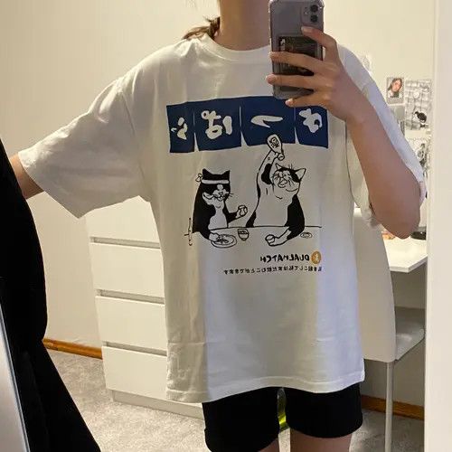 Other Beige T-shirt with print with cats on front Size US L / EU 52-54 / 3 - 1 Preview
