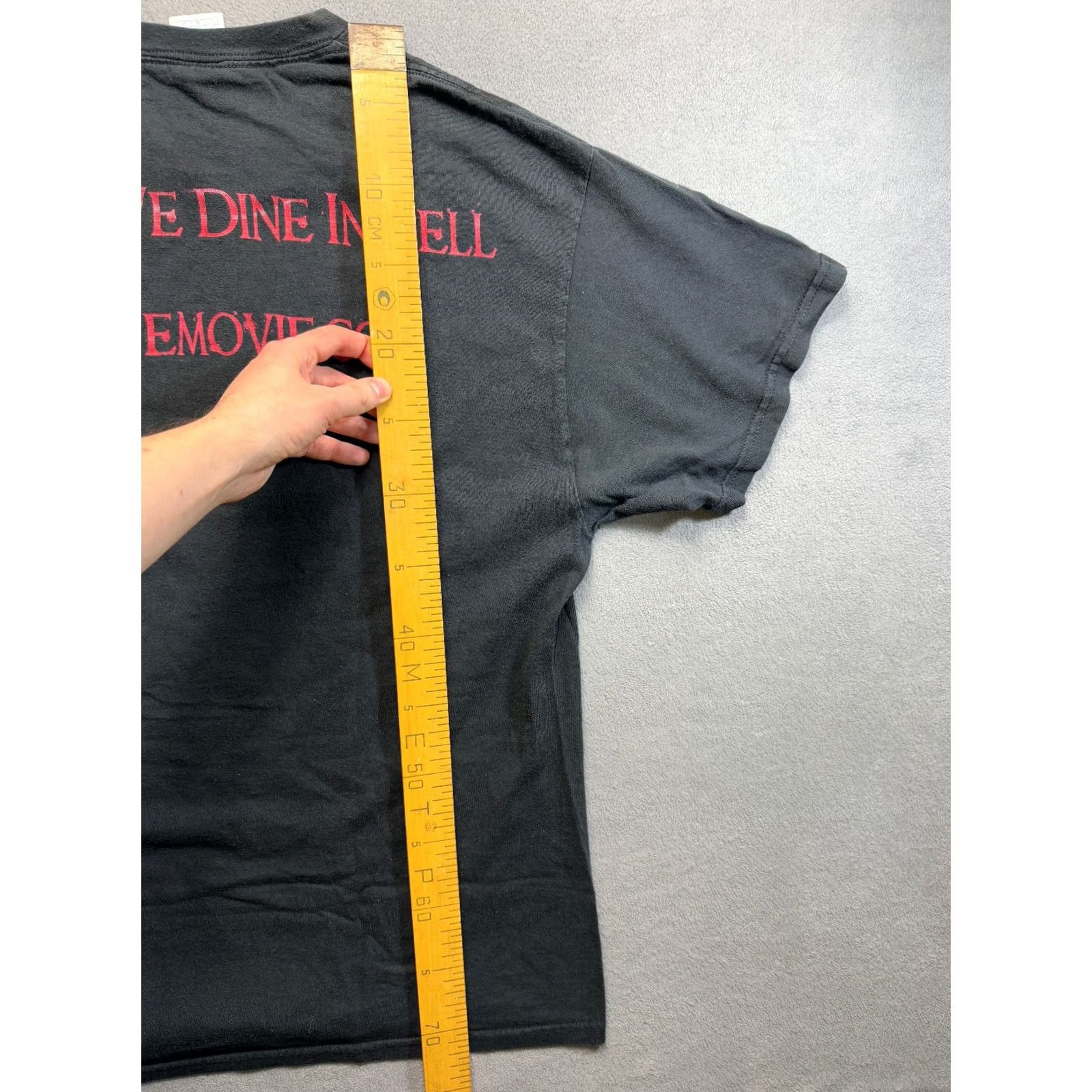 Delta Vintage Delta Shirt Mens L Black 300 The Movie Tonight We Dine In Hell T-Shirt Mens L Black Movie Theme 1990s Size US L / EU 52-54 / 3 - 3 Thumbnail