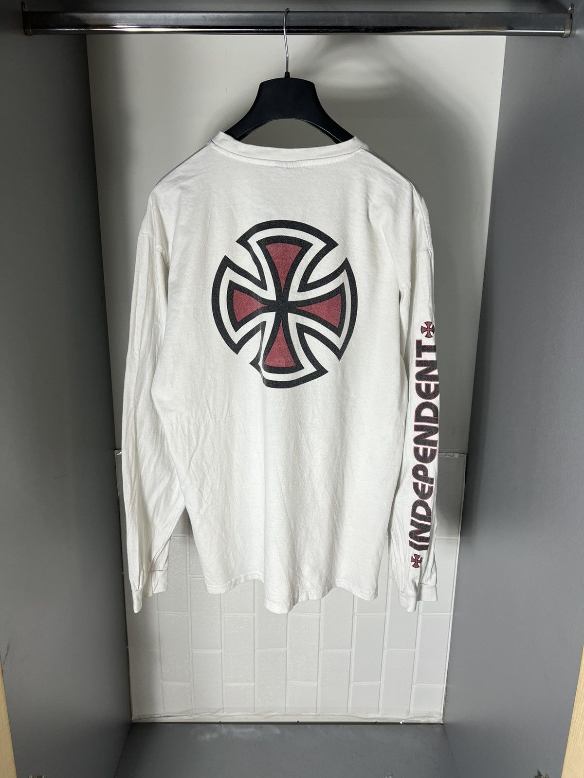 Vintage VERY RARE INDEPENDENT TRUCK COMPANY SKATEBOARD LONG SLLEVE Size US L / EU 52-54 / 3 - 1 Thumbnail