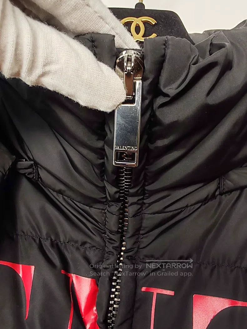 Valentino Valentino Down jacket with printed logos Size US M / EU 48-50 / 2 - 5 Thumbnail
