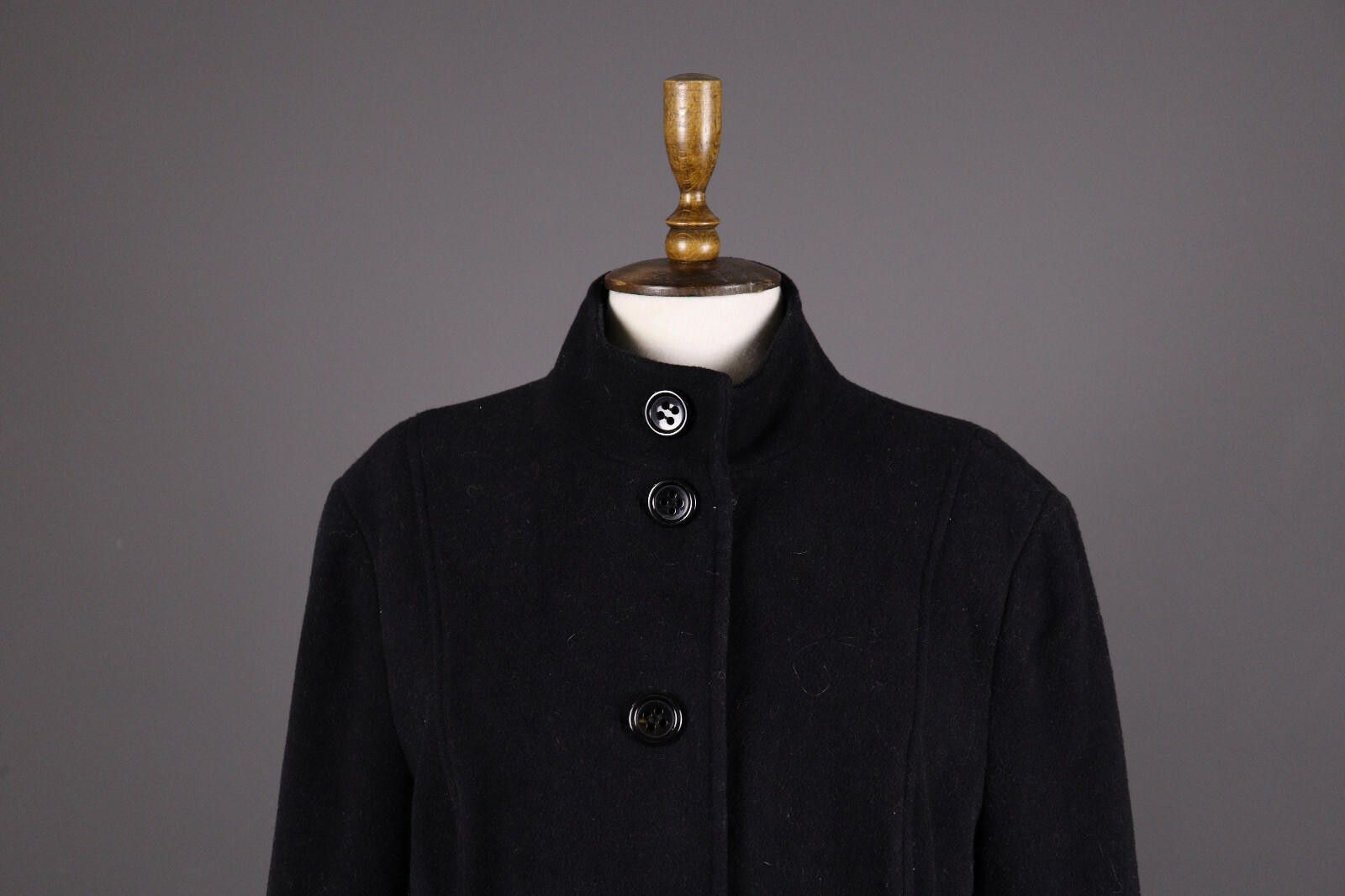 Designer Vintage Laura Ashley Black Wool Button UK 18 EUR 44 USA 14 Size M / US 6-8 / IT 42-44 - 2 Thumbnail