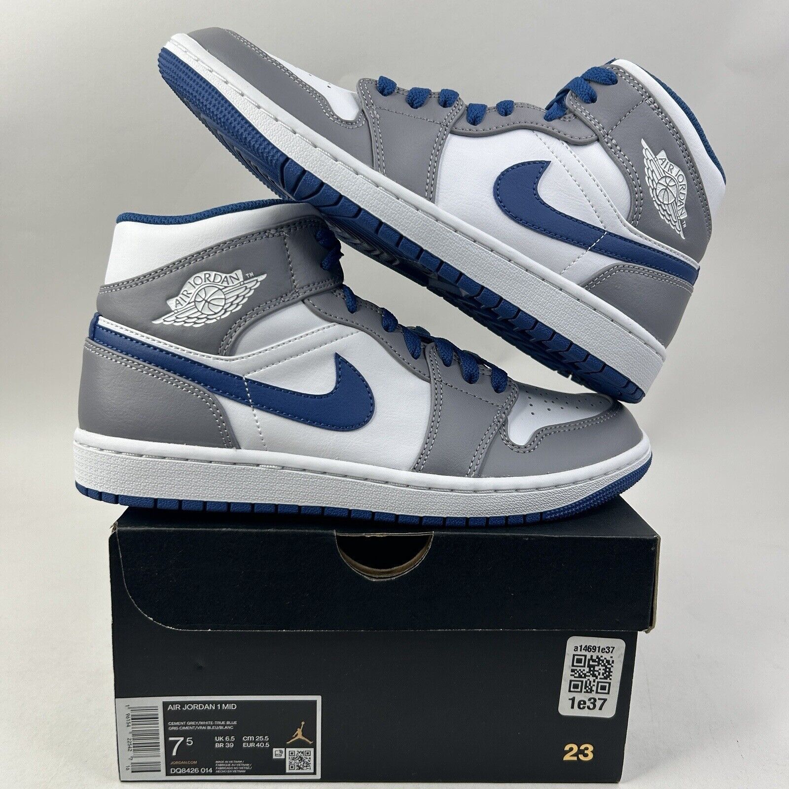 Nike Air Jordan 1 Mid Retro “True Blue” 2024