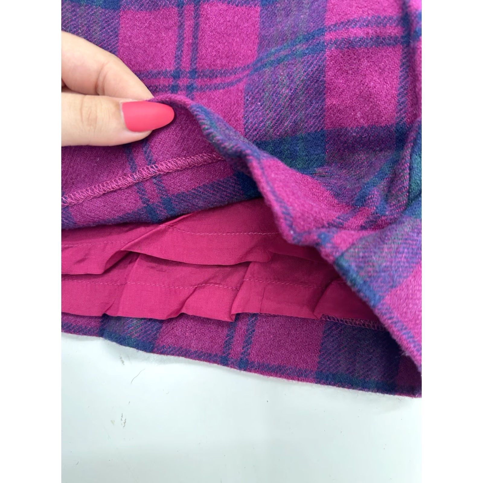 Vintage VINTAGE Cambridge Dry Goods Women's Shorts Size 6 Pink Plaid High Waisted Pleated Wool Blend 80s 90s Womens Size 28" / US 6 / IT 42 - 3 Thumbnail