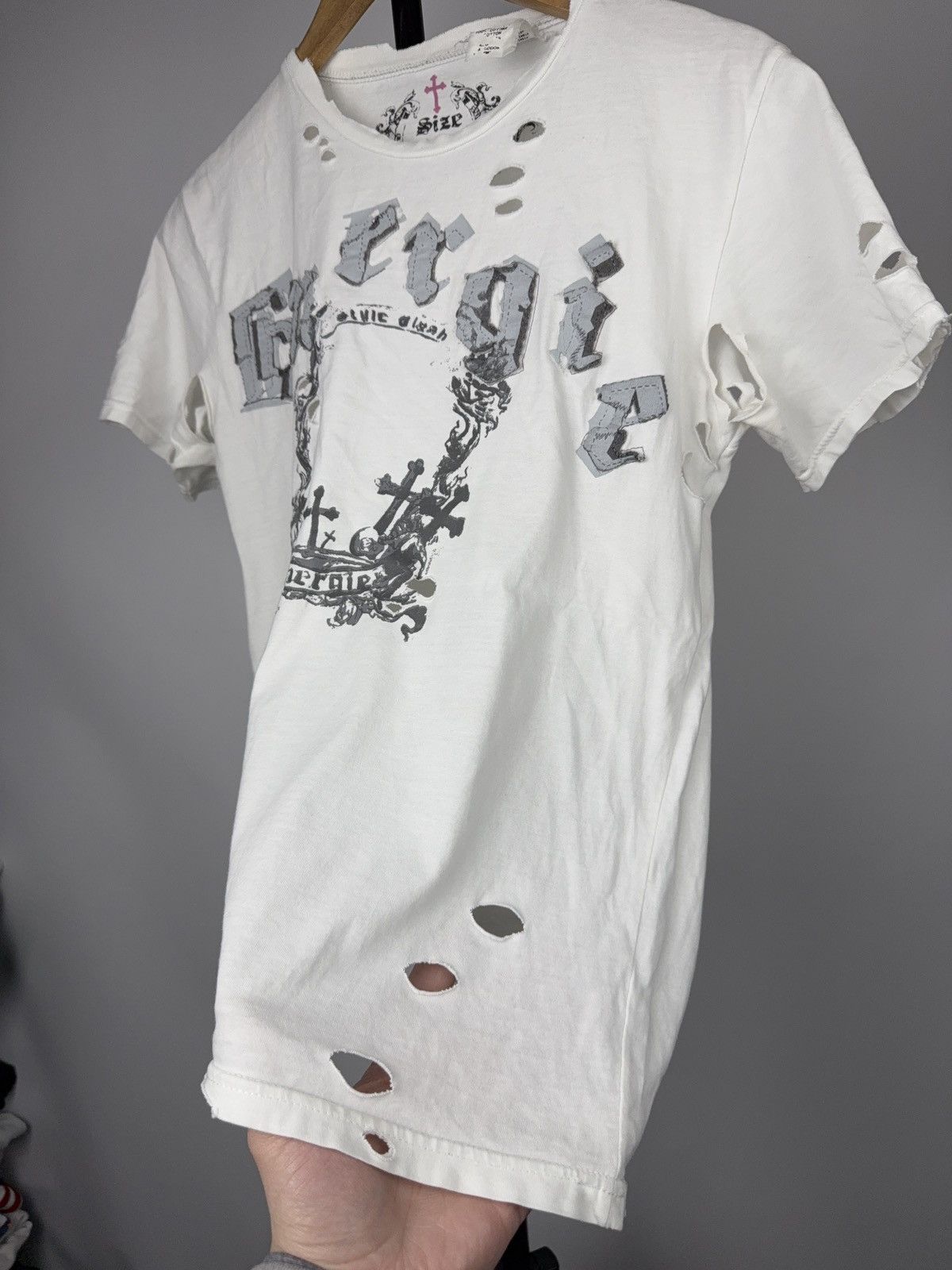 Energie 00s Energie Distressed Gothic Cross Graphic T-Shirt Y2K Size M / US 6-8 / IT 42-44 - 8 Thumbnail