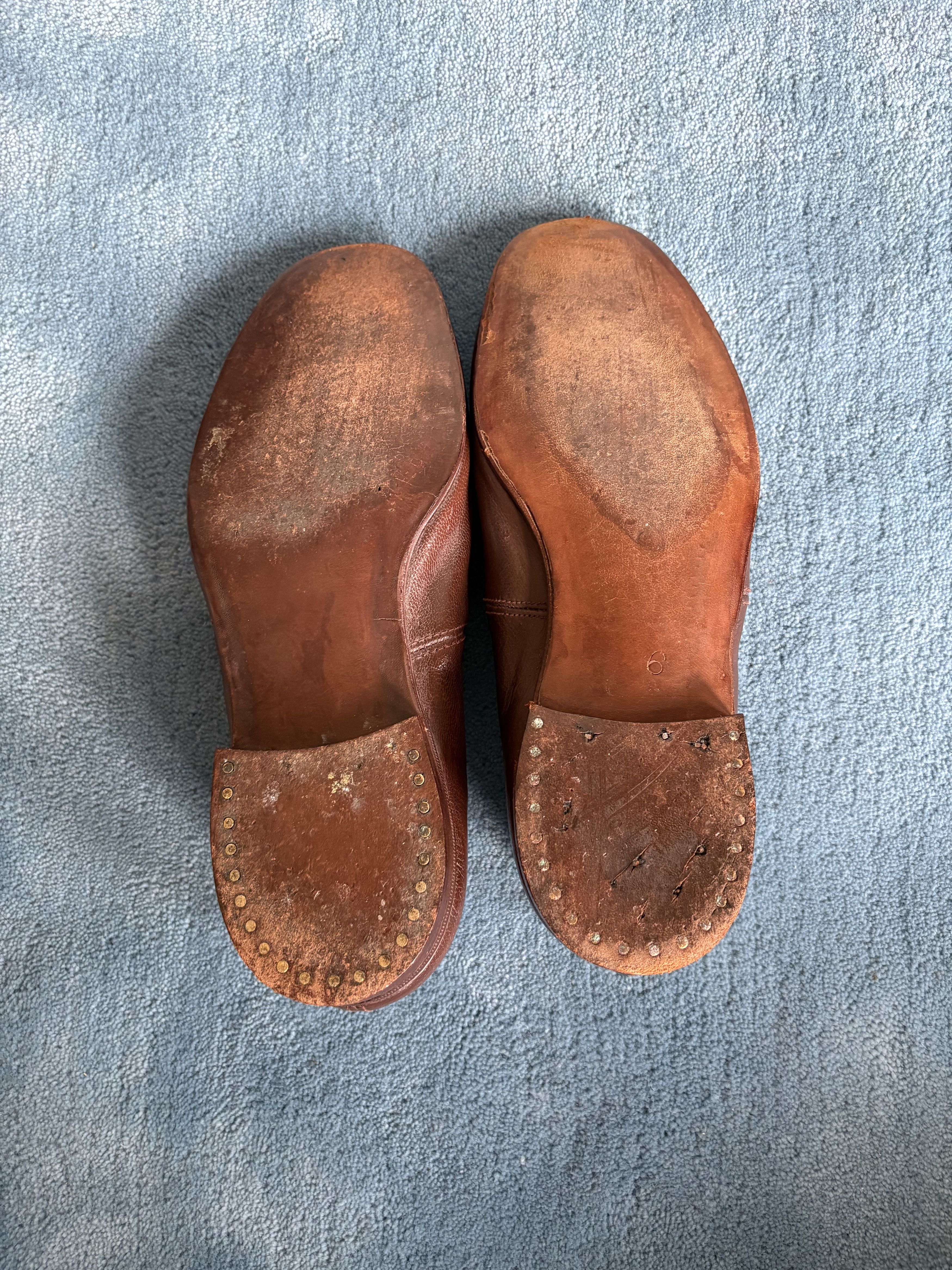 Other Vintage G.T. Hawkins Leather Slip-Ons (1946) Size US 6 / EU 39 - 8 Thumbnail