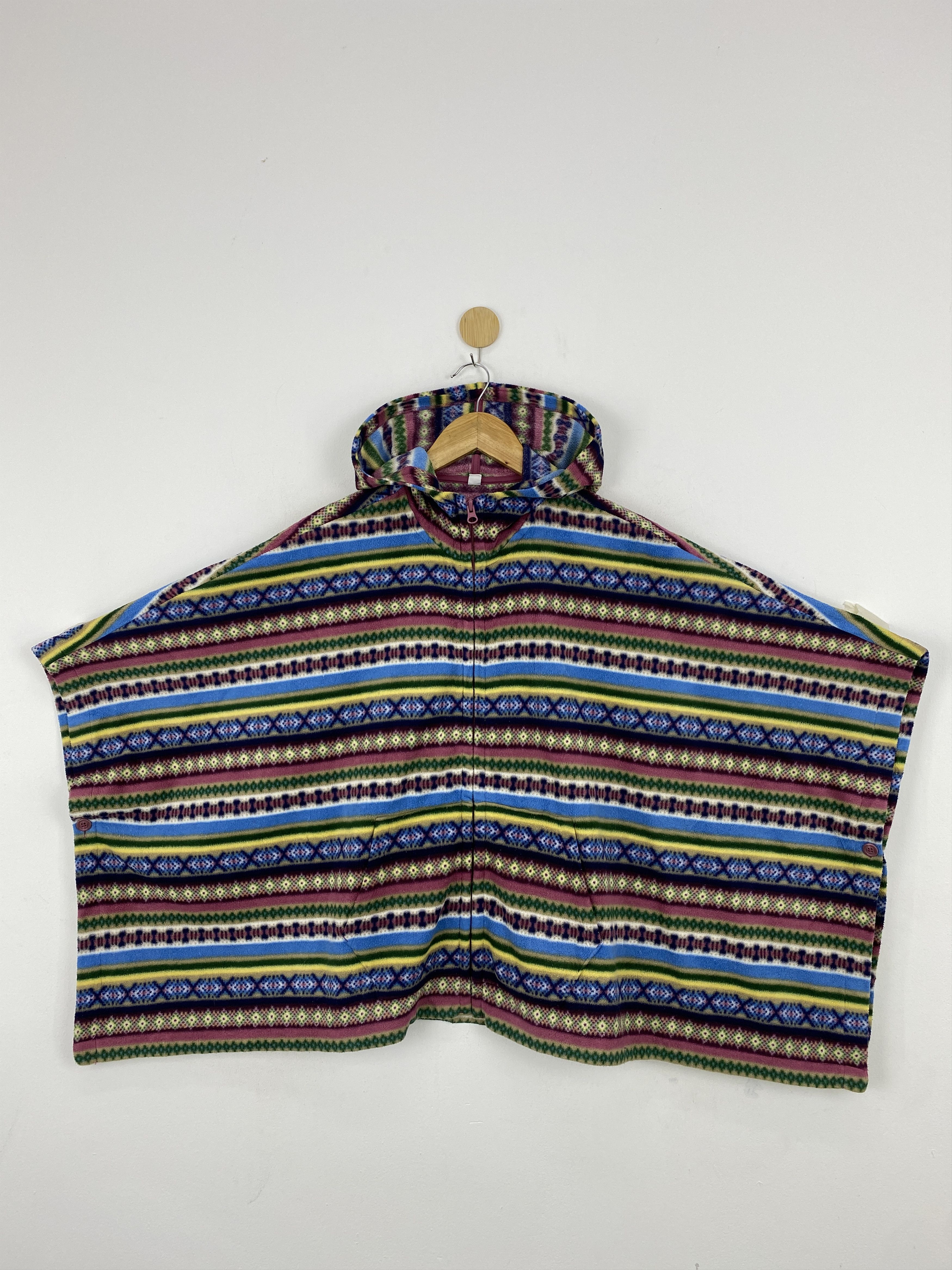 Japanese Brand Vintage Uniqlo Cloaks And Capes Nice Design JA0131 Size US XXL / EU 58 / 5 - 1 Thumbnail
