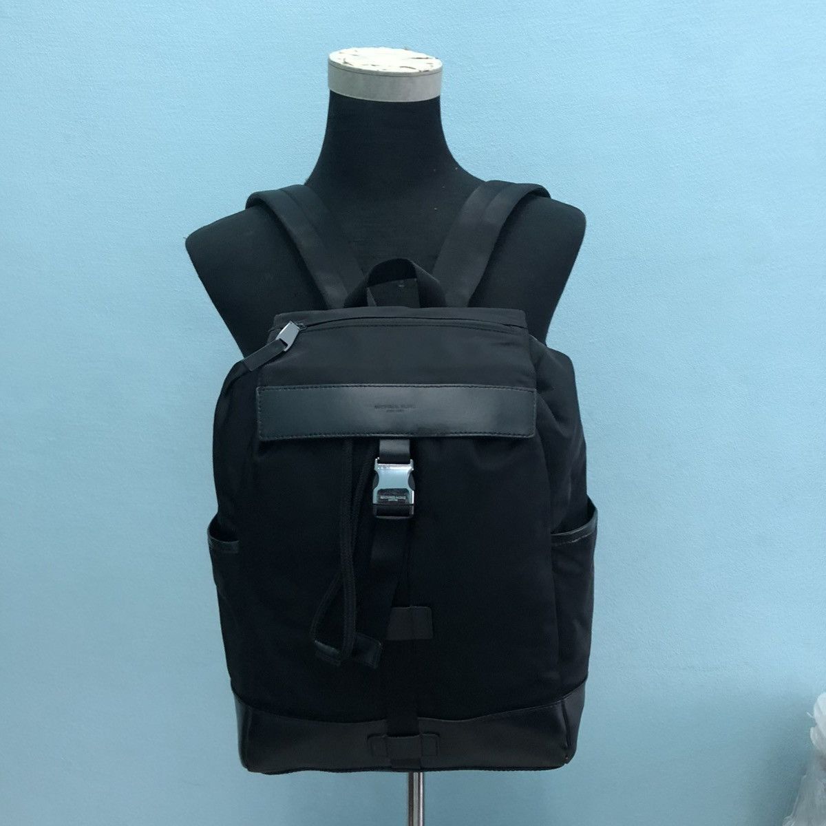 Michael Kors ‼️YES‼️ AUTHENTIC MICHAEL KORS NYLON LEATHER BACKPACK Size ONE SIZE - 16 Thumbnail
