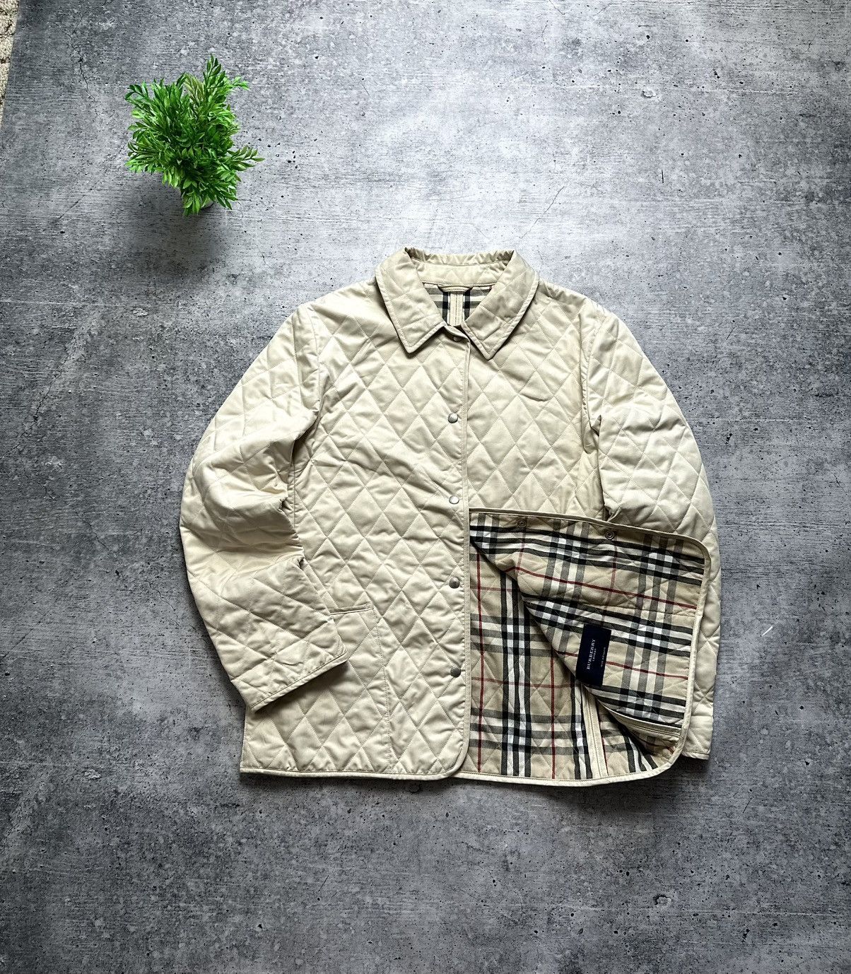 Burberry Vintage 90s Burberry Nova Check Quilt Luxury Jacket Size S / US 4 / IT 40 - 1 Thumbnail