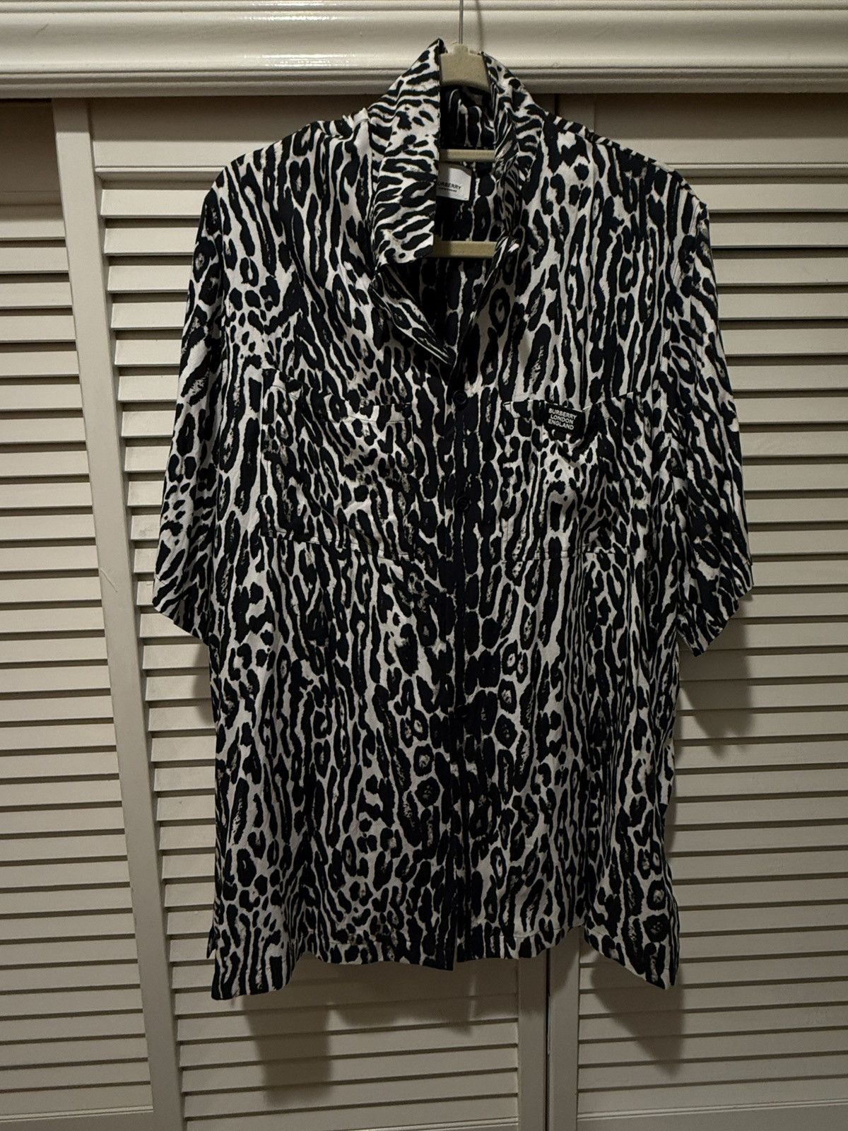 Burberry Brand new Size US L / EU 52-54 / 3 - 9 Thumbnail