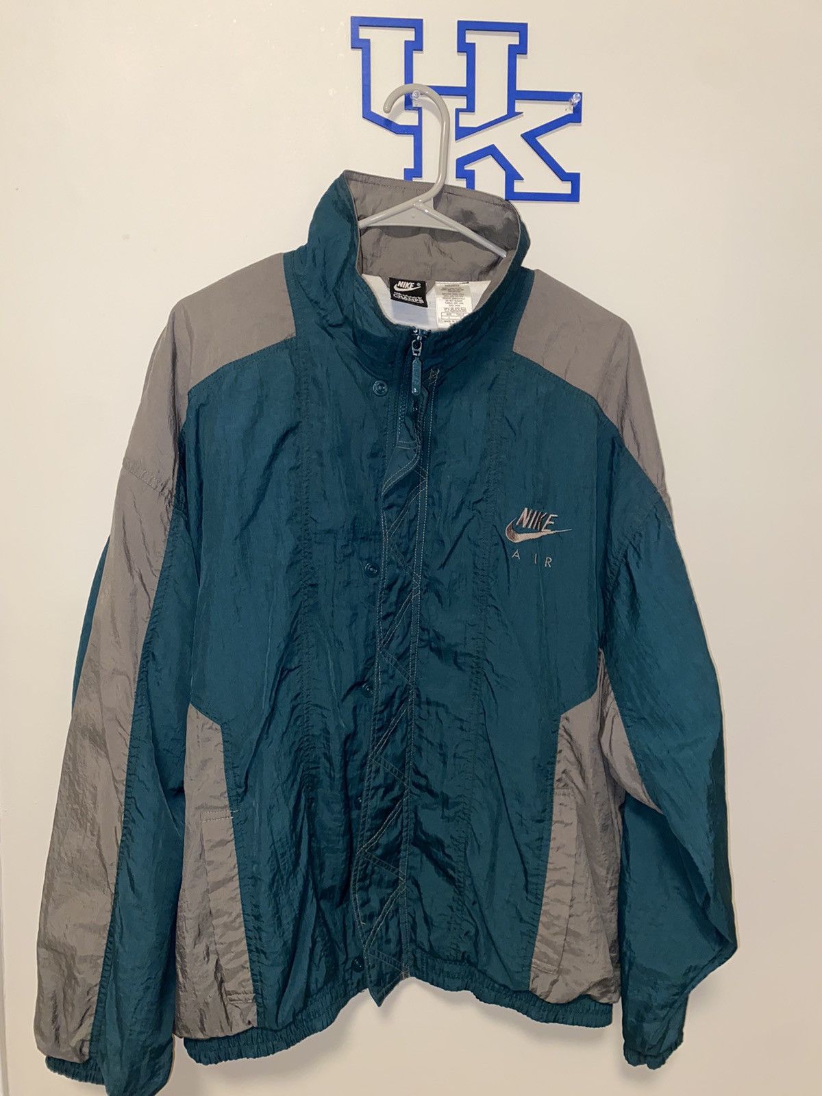 nike windbreaker champs