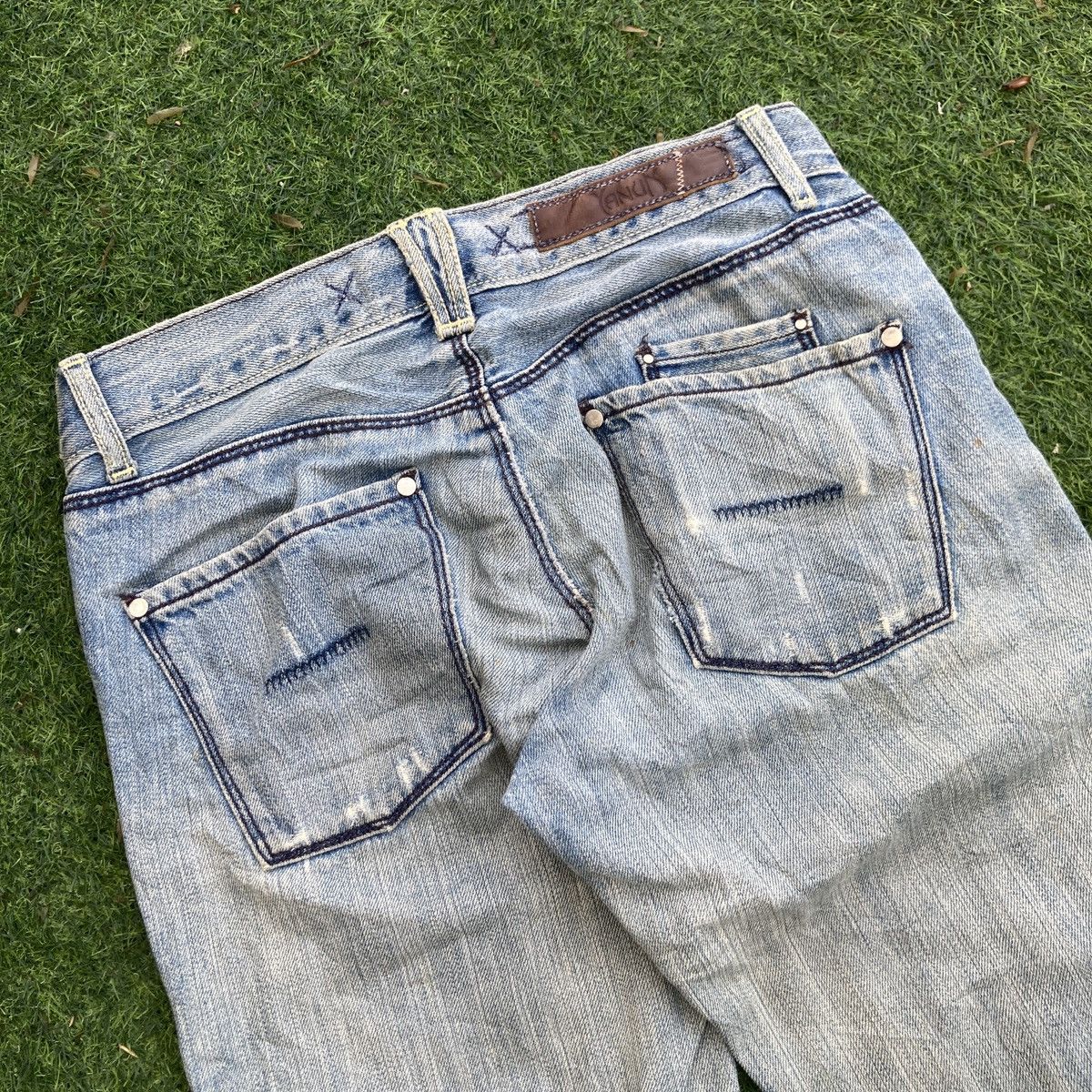 If Six Was Nine YANUK BOOTCUT DISTRESSED JEANS Size 29" - 7 Thumbnail
