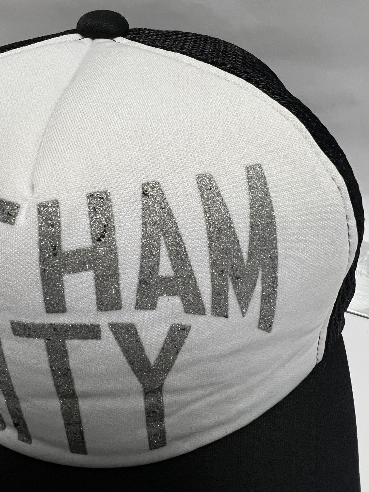Number (N)ine Number (N)ine - Gotham City Trucker Hat Black/White Size ONE SIZE - 9 Thumbnail