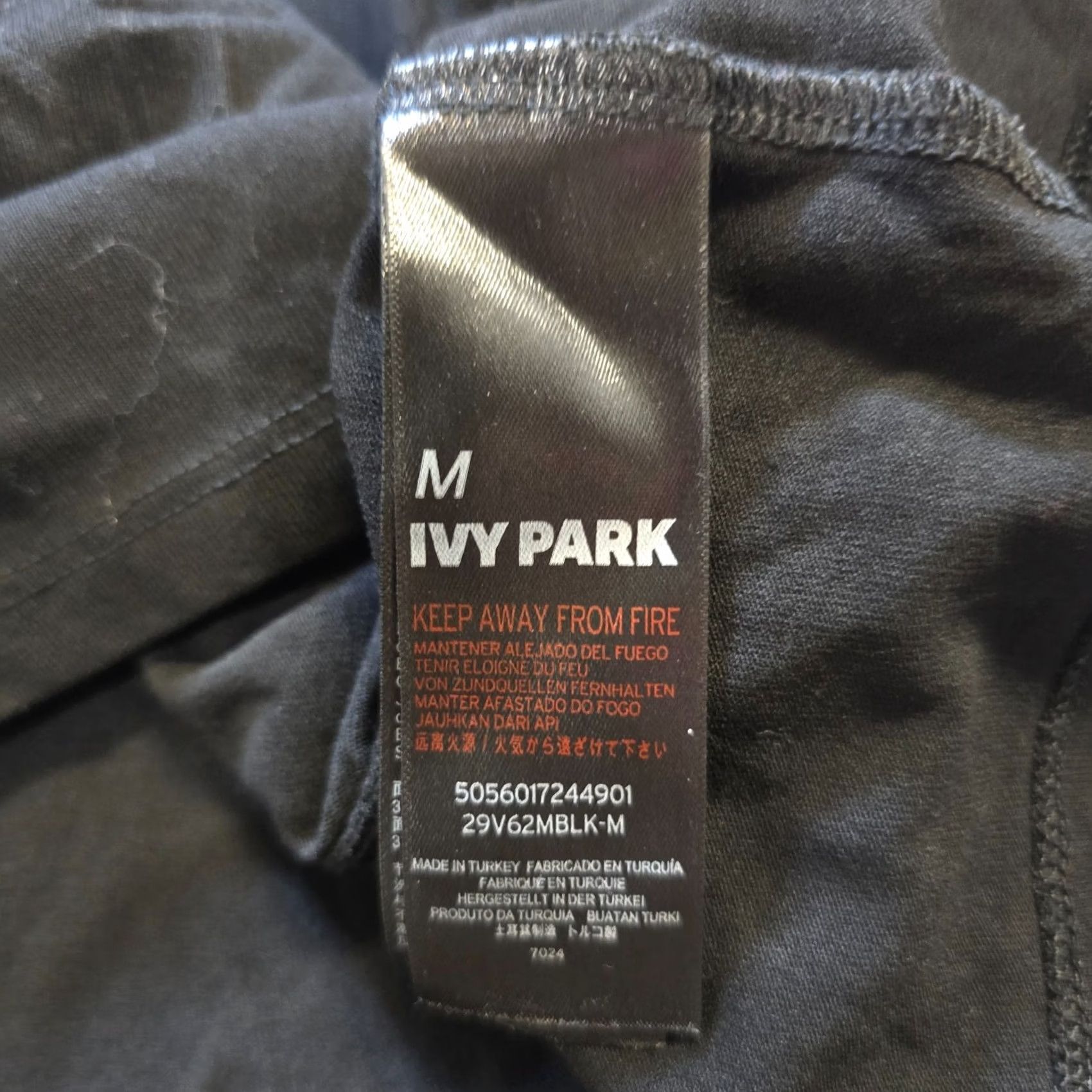 Ivy Park IVY PARK Top Tank Cropped Embossed Logo Black Womens Size M Athleisure Casual Size M / US 6-8 / IT 42-44 - 6 Thumbnail