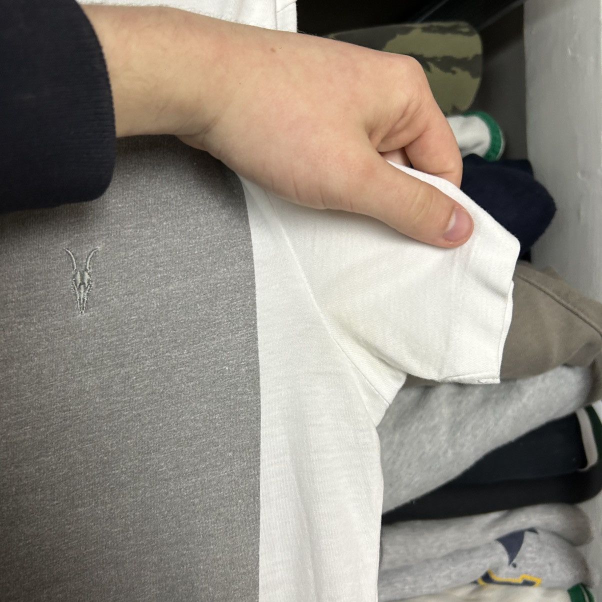 Allsaints Designer Allsaints Small logo streetwear y2k tee size XS Size US XS / EU 42 / 0 - 6 Thumbnail
