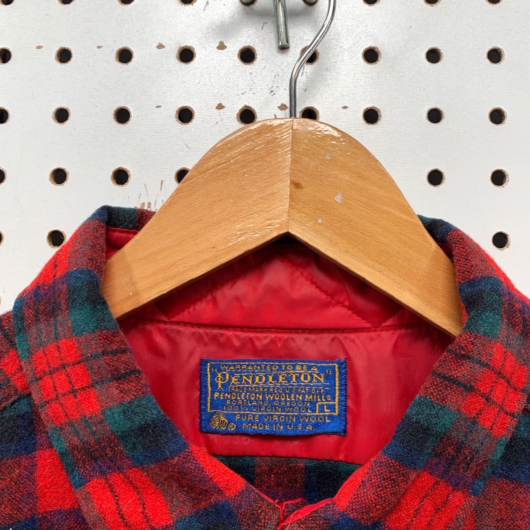 Pendleton VINTAGE Pendleton Button Dow Shirt Mens L Red Plaid Wool Made USA 23x31.5 Button-Up Collared Wool Flannel Sportsman USA Mens Size US L / EU 52-54 / 3 - 6 Thumbnail