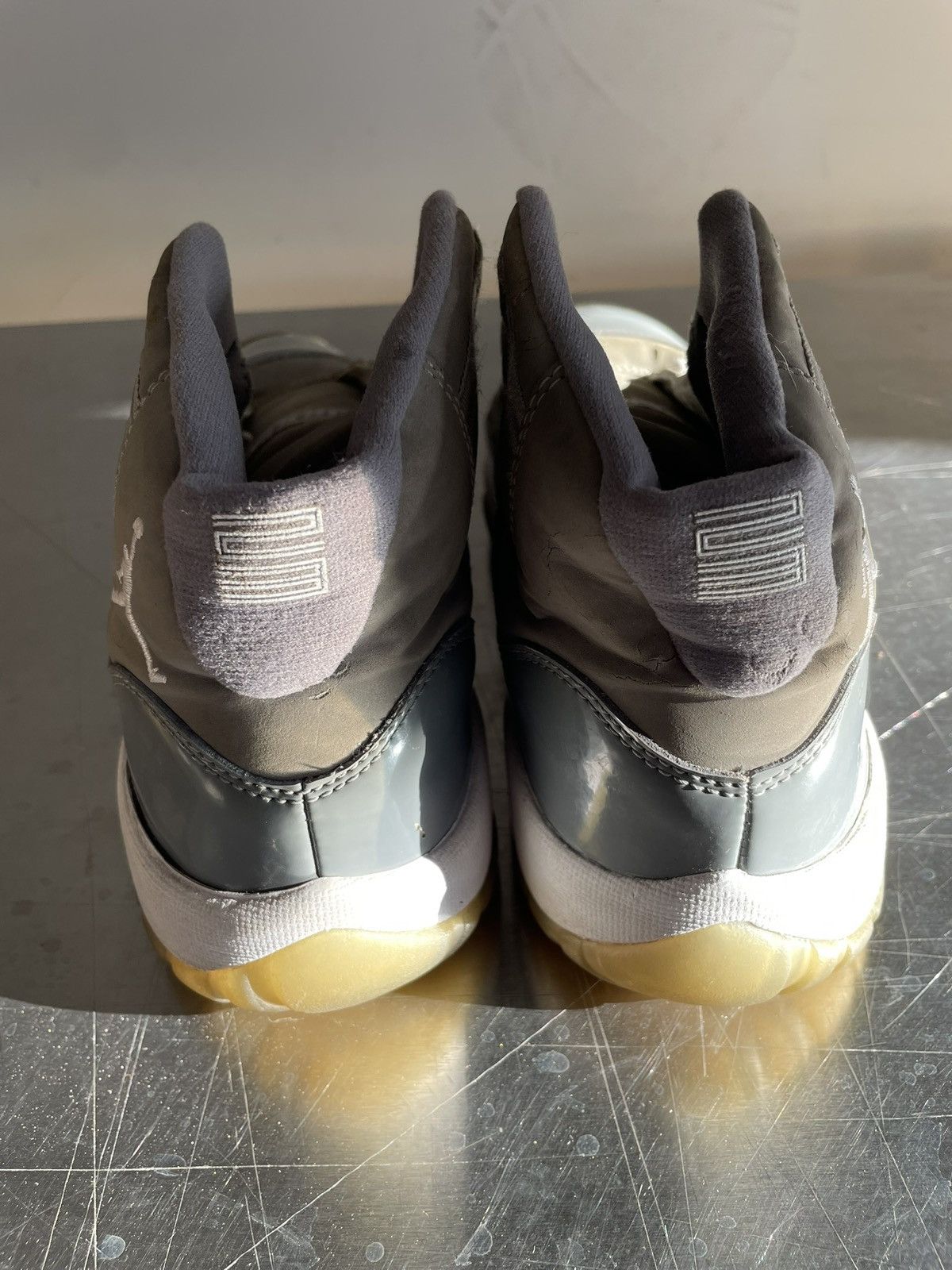 Jordan Brand Air Jordan XI 11 Retro Cool Grey Gray 2010 Size 7Y 7 Size US 7 / EU 40 - 5 Thumbnail