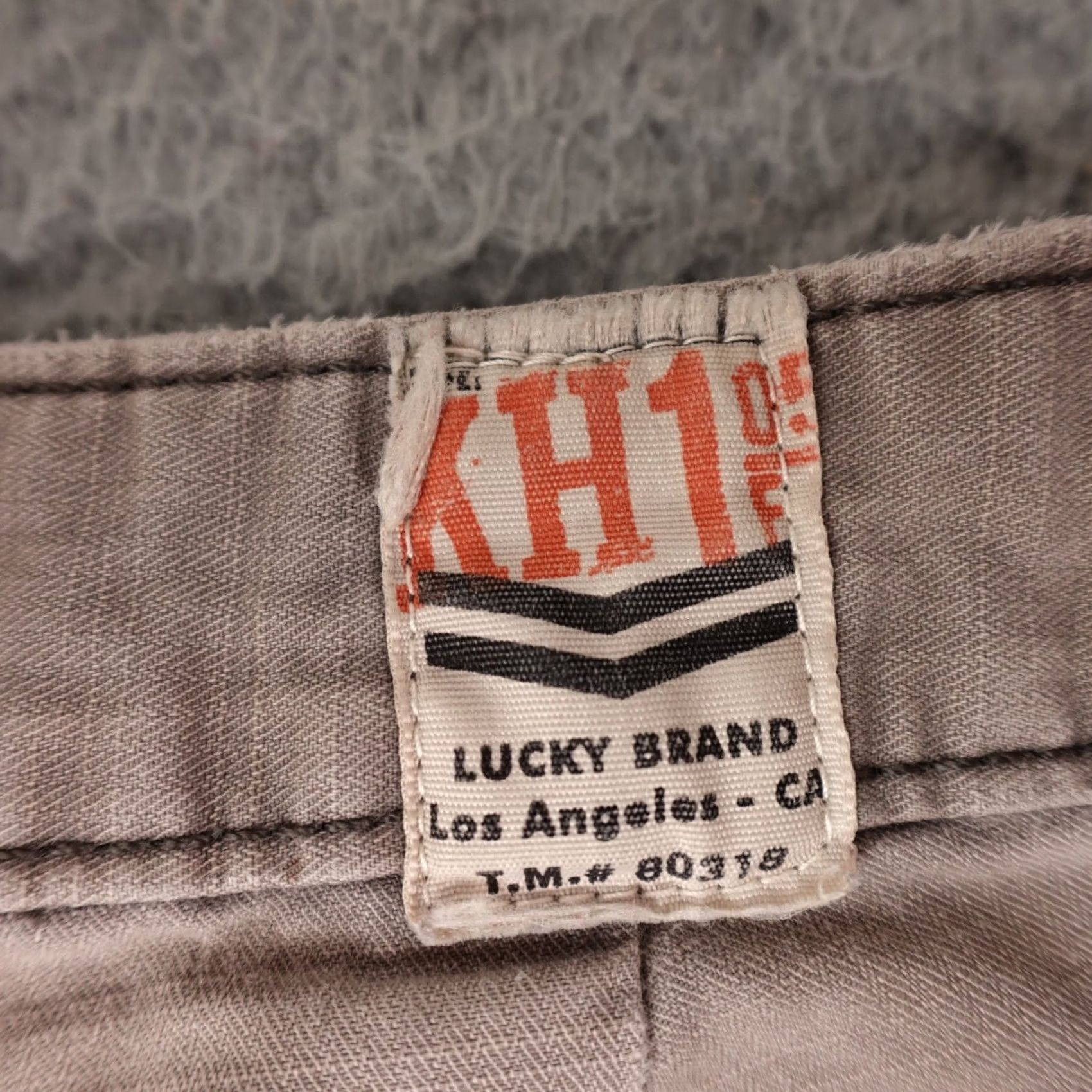 Lucky Brand Luck Brand Shorts Mens 30 Gray Canvas Buckle Grunge Y2K Bermuda Front Flat Front Size US 30 / EU 46 - 3 Thumbnail
