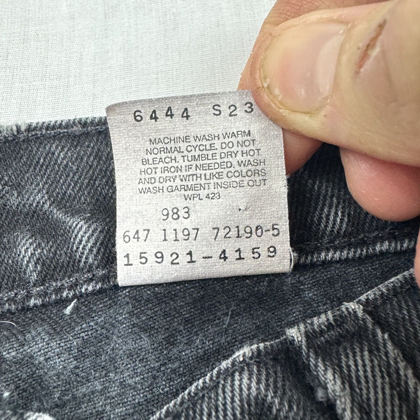 Levi's VINTAGE Levi's Jeans 14 Slim Black 912 90s Levis 912 Womens Tapered Orange Tab 28in inseam 29in waist Boy? (Wait) Size 36" / US 14 / IT 50 - 4 Thumbnail