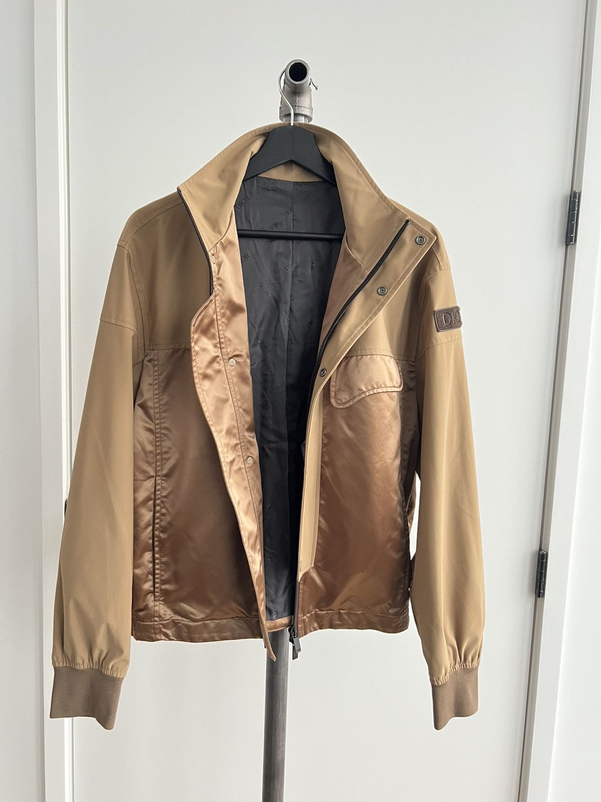 Dior Beige High-Collar Jacket Size US S / EU 44-46 / 1 - 7 Thumbnail