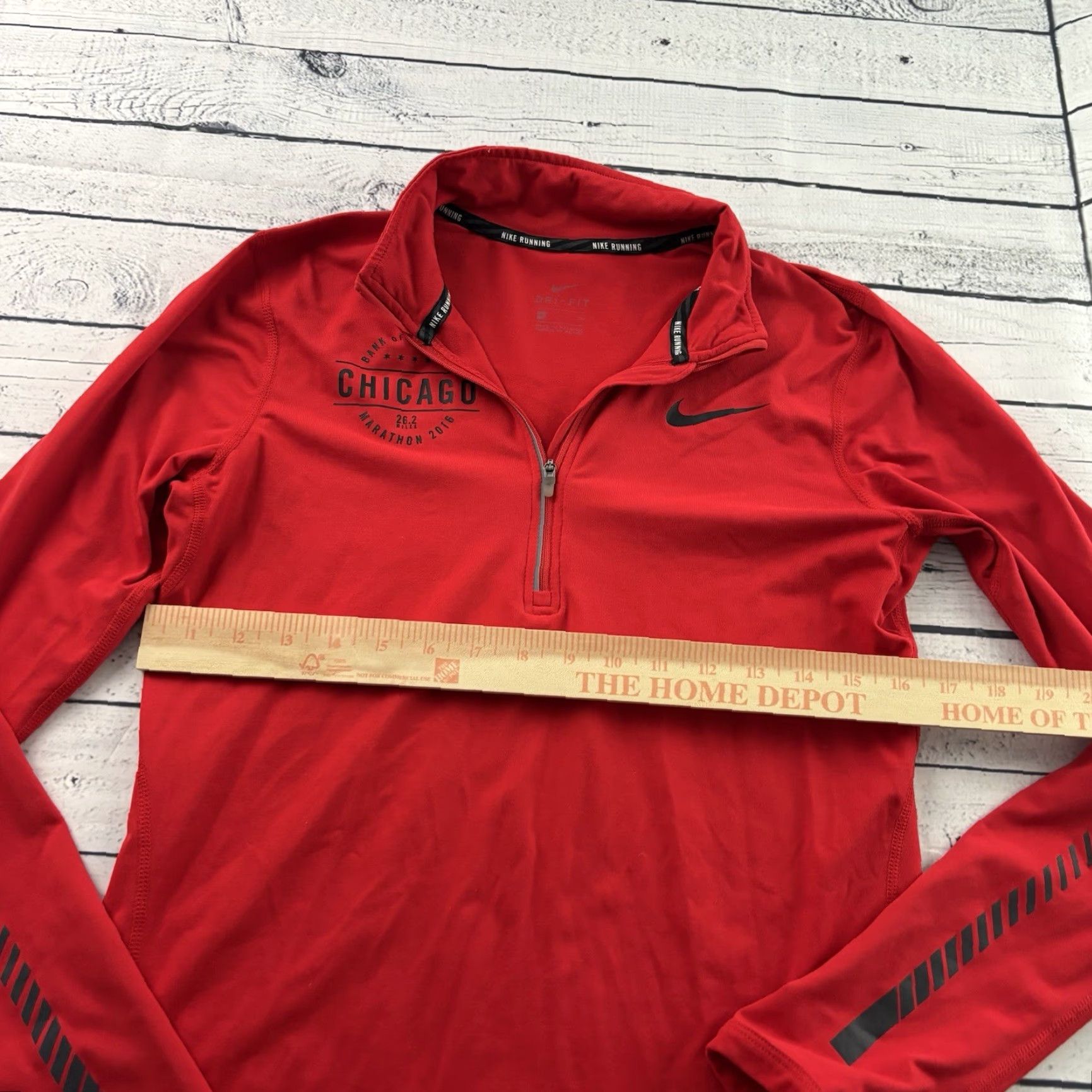 Nike VINTAGE Nike Dri-Fit 2016 Chicago Marathon 1/4 Zip Pullover Jacket Women's Small Red Size S / US 4 / IT 40 - 5 Thumbnail