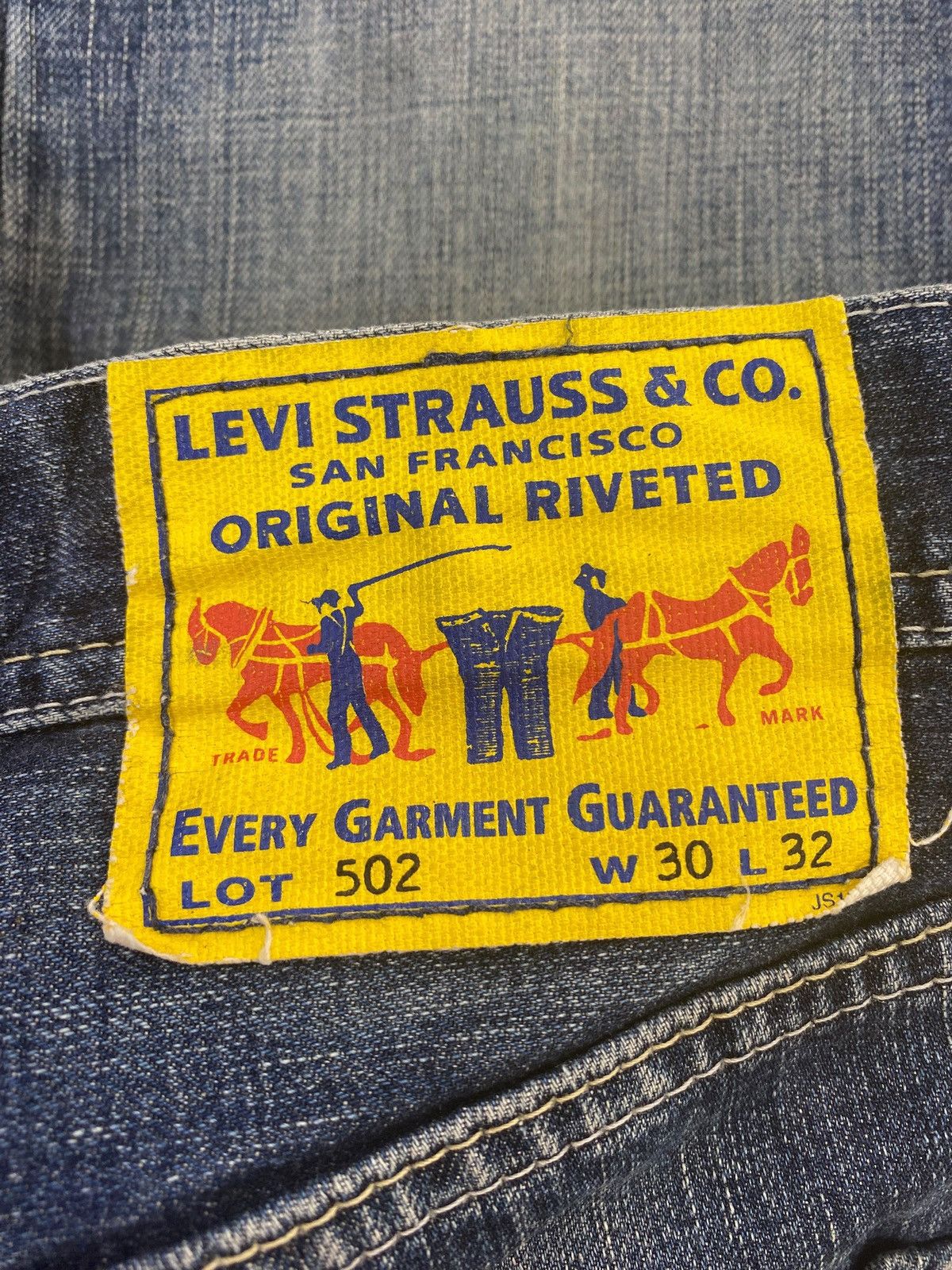Levi's Levi’s Blue Wash Distressed Style Wide Leg Jeans Size US 31 - 10 Thumbnail