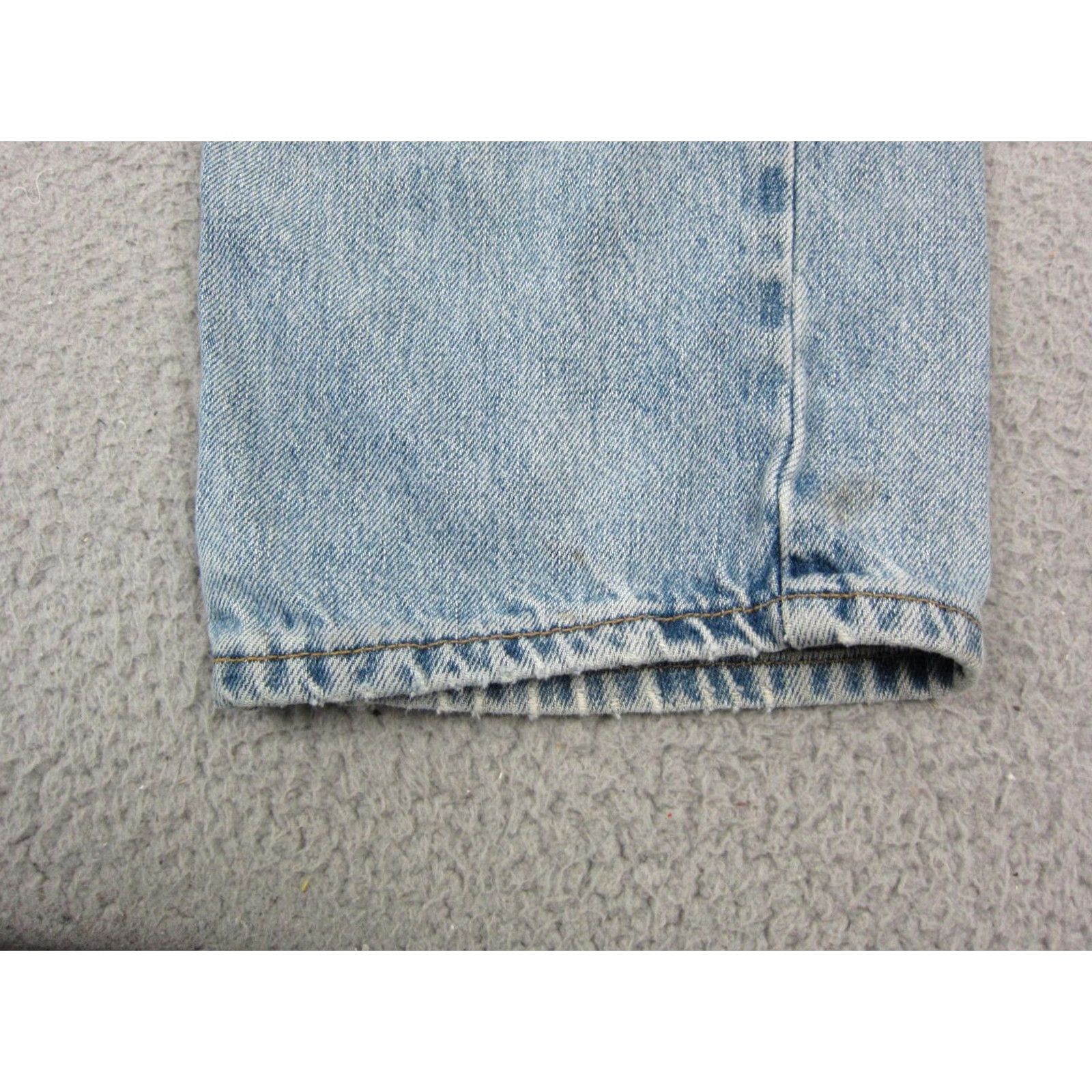 Levi's VINTAGE Levi's Jeans 36x34 Blue 505 Distressed Denim Mens Regular Zip Button 5-Pocket Y2K 90s Category: Jeans Size US 36 / EU 52 - 5 Thumbnail