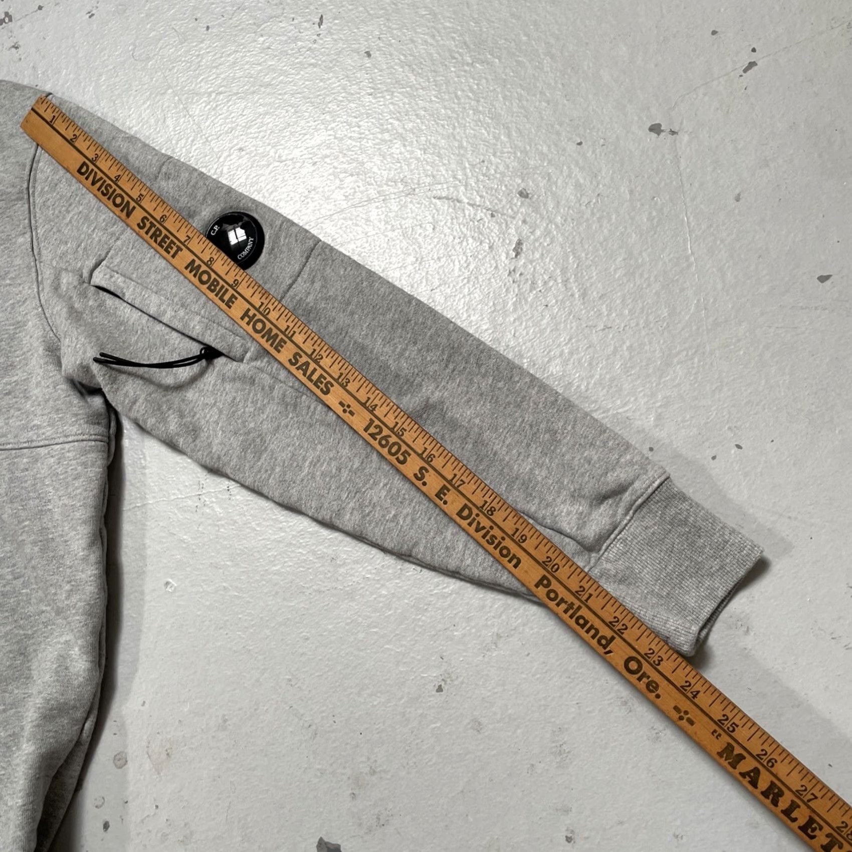 Vintage C.P. Company Gray Goggle-Lens Cotton Fleece Hoodie Sweatshirt L Unisex Adults Size US L / EU 52-54 / 3 - 6 Thumbnail