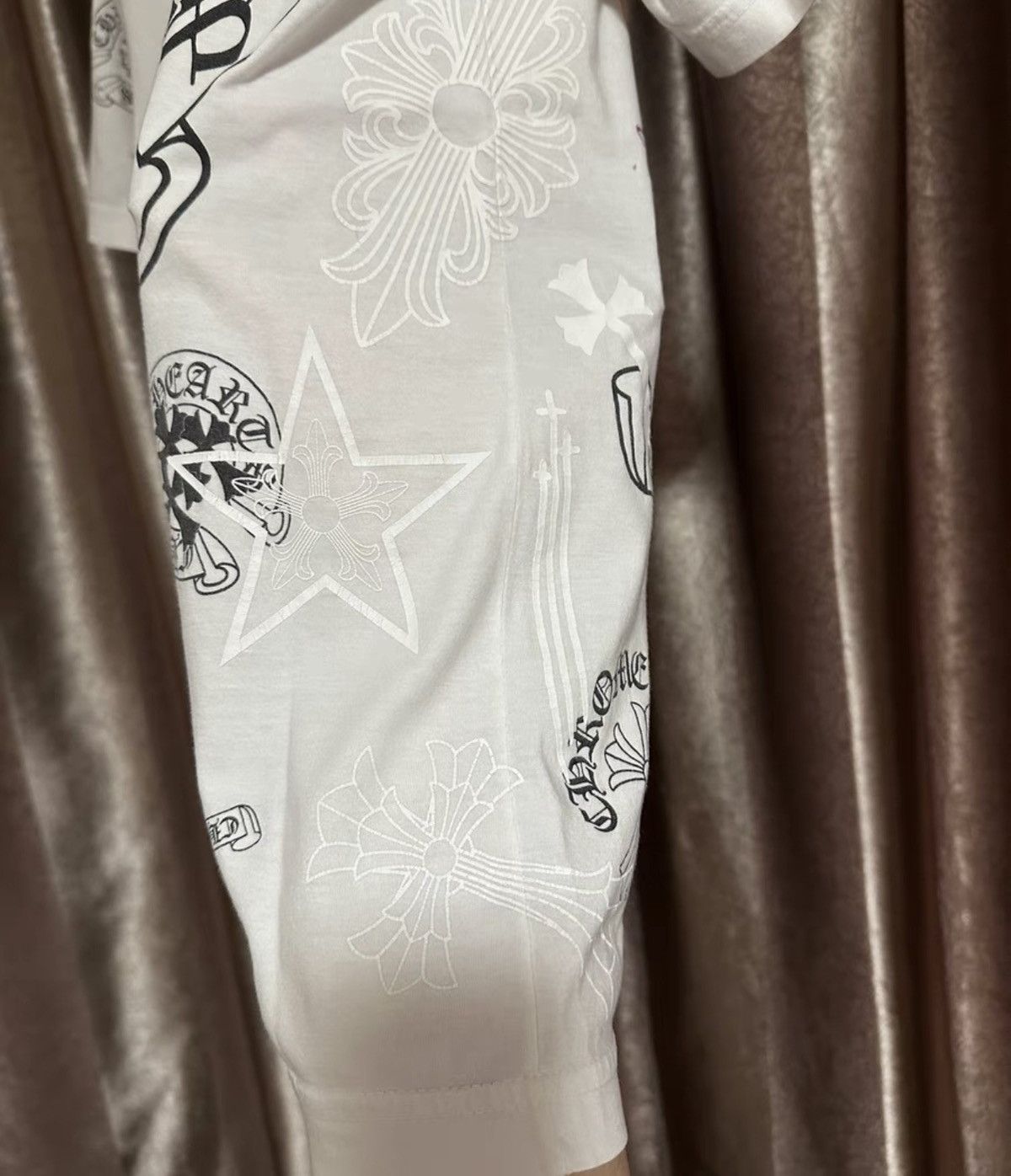 Chrome Hearts Chrome Hearts (Crooked Heart) Full Print Logo Short Sleeve Size US S / EU 44-46 / 1 - 7 Thumbnail