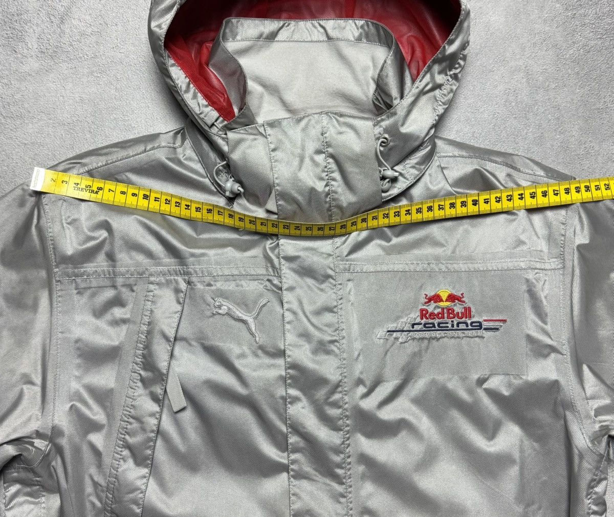 Puma Puma Red Bull F1 Racing Team Hooded Windbreaker Jacket Logo Size US S / EU 44-46 / 1 - 16 Thumbnail