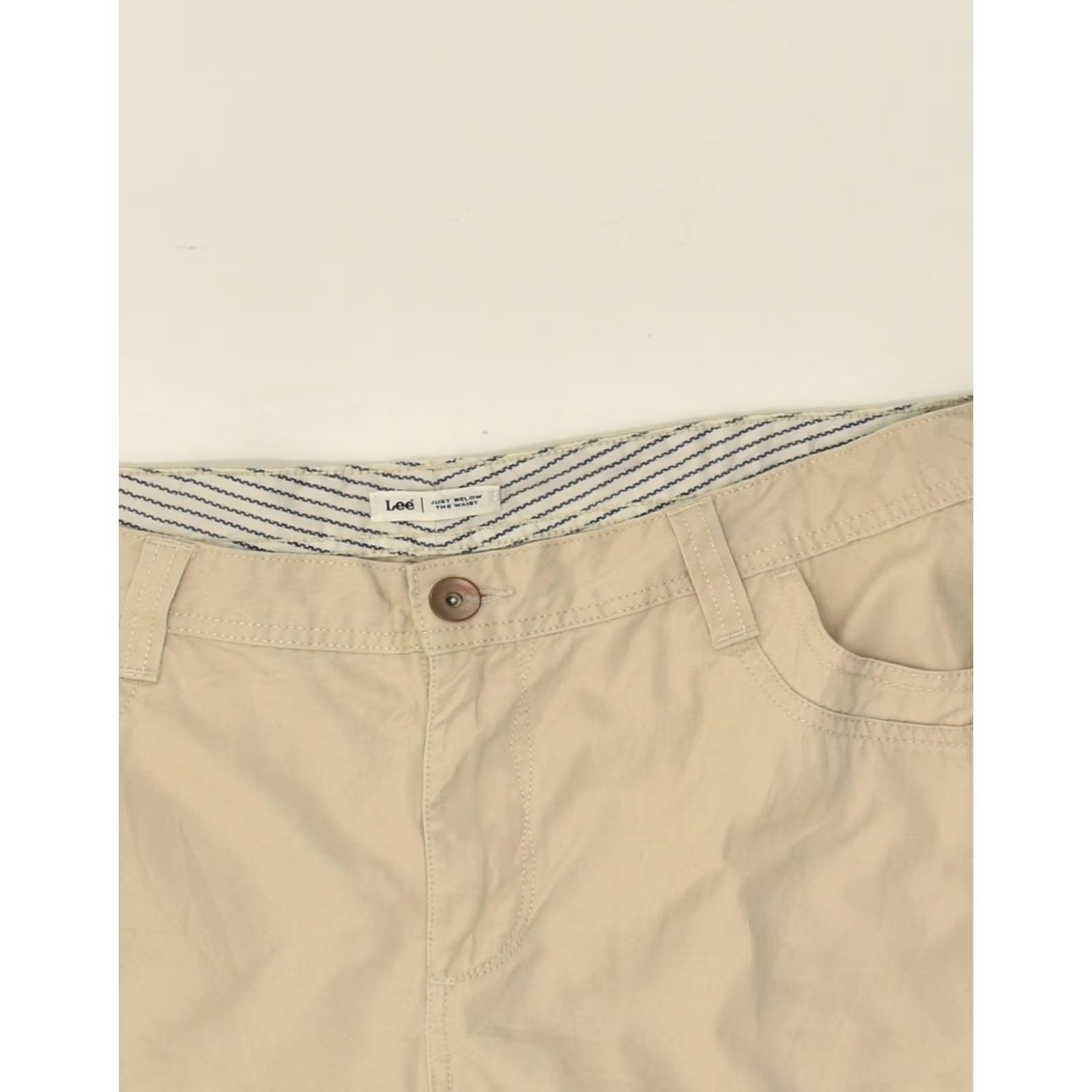 Lee VINTAGE LEE Beige Cotton Womens Casual Shorts XL US 14 W36 4in Regular Zip Pockets Designer Women’s Clothes Size 40" / US 18 - 4 Thumbnail