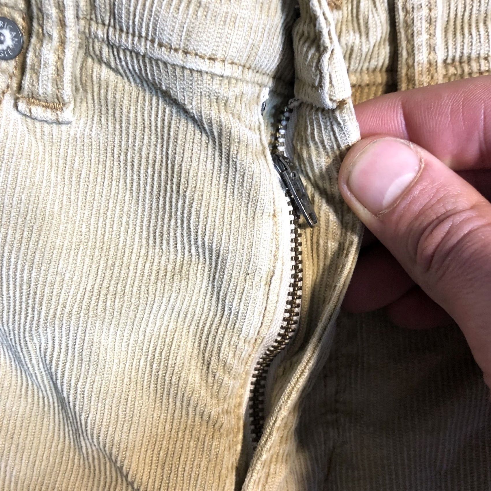 American Eagle Outfitters VINTAGE American Eagle Corduroy Pants Womens 00 Straight Jeans Tan 27.5 in Inseam 24 in Waist 00-27.5 5-Pocket Modern Retro Outdoor Womens Size 24" / US 00 / IT 34 - 4 Thumbnail