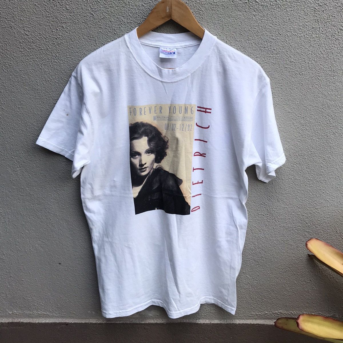 Vintage Vintage FOREVER YOUNG marlene dietrich actress Size US M / EU 48-50 / 2 - 1 Thumbnail