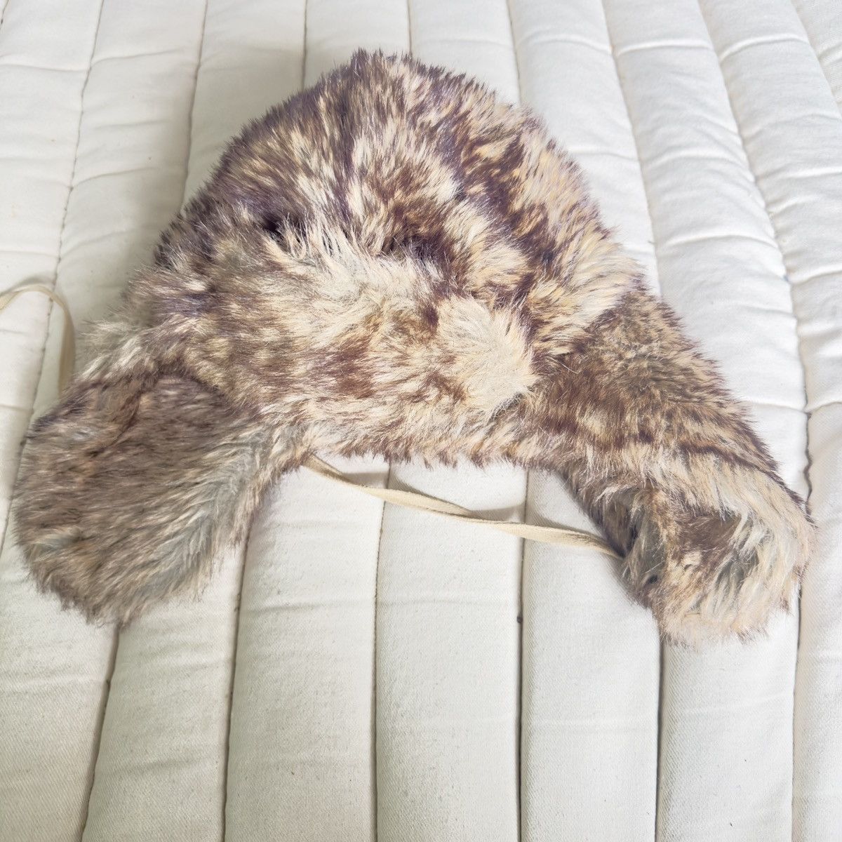 Vintage Vintage Furry Russian Pilot winter hat Size ONE SIZE - 3 Thumbnail