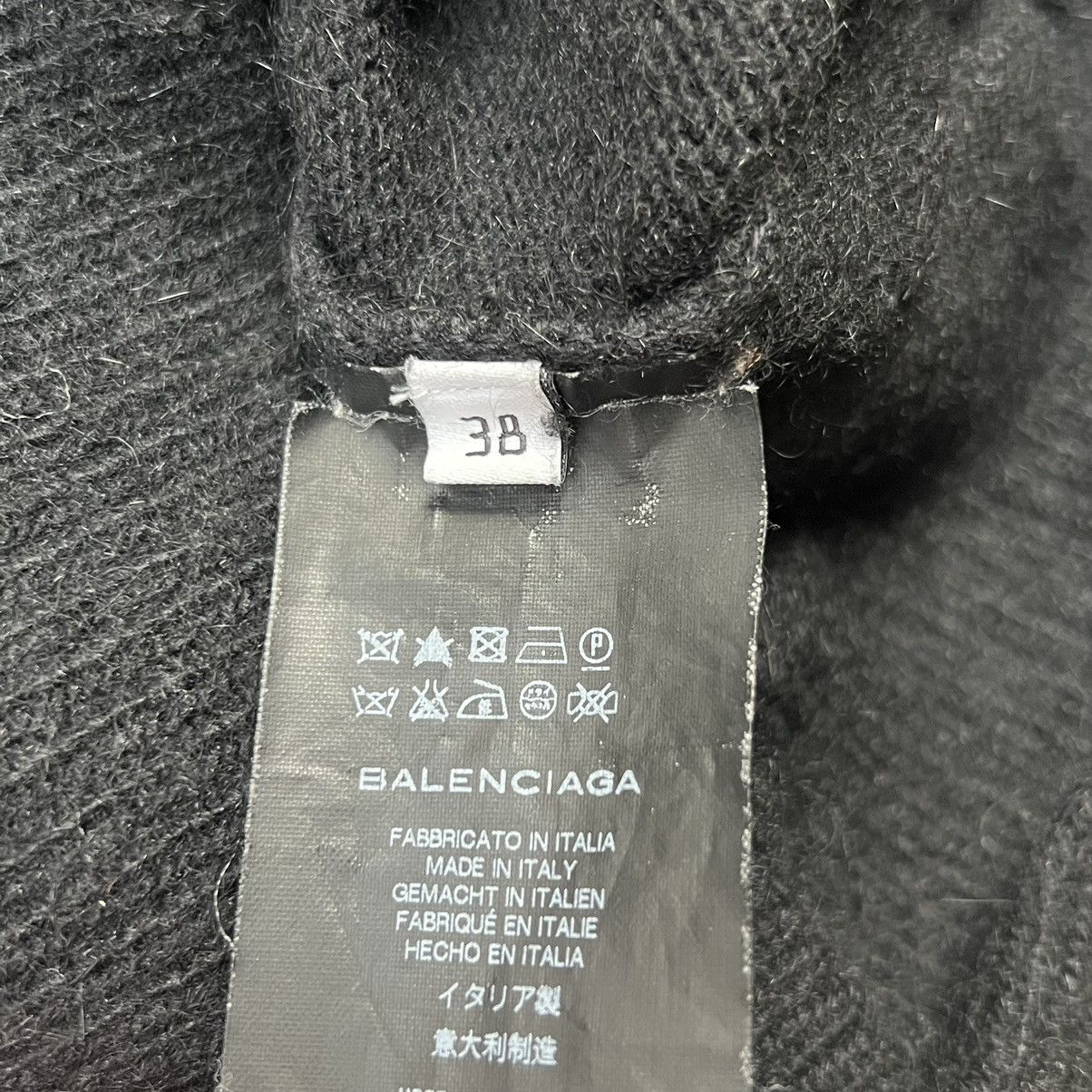 Balenciaga Balenciaga AW11 Shepherd Dog Kiyan Iconic Angora Sweater Size US S / EU 44-46 / 1 - 4 Thumbnail