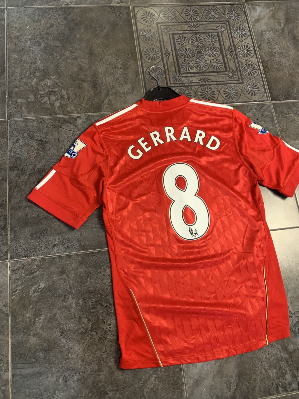 Adidas Gerrard Vintage Liverpool Jersey Size US S / EU 44-46 / 1 - 11 Thumbnail