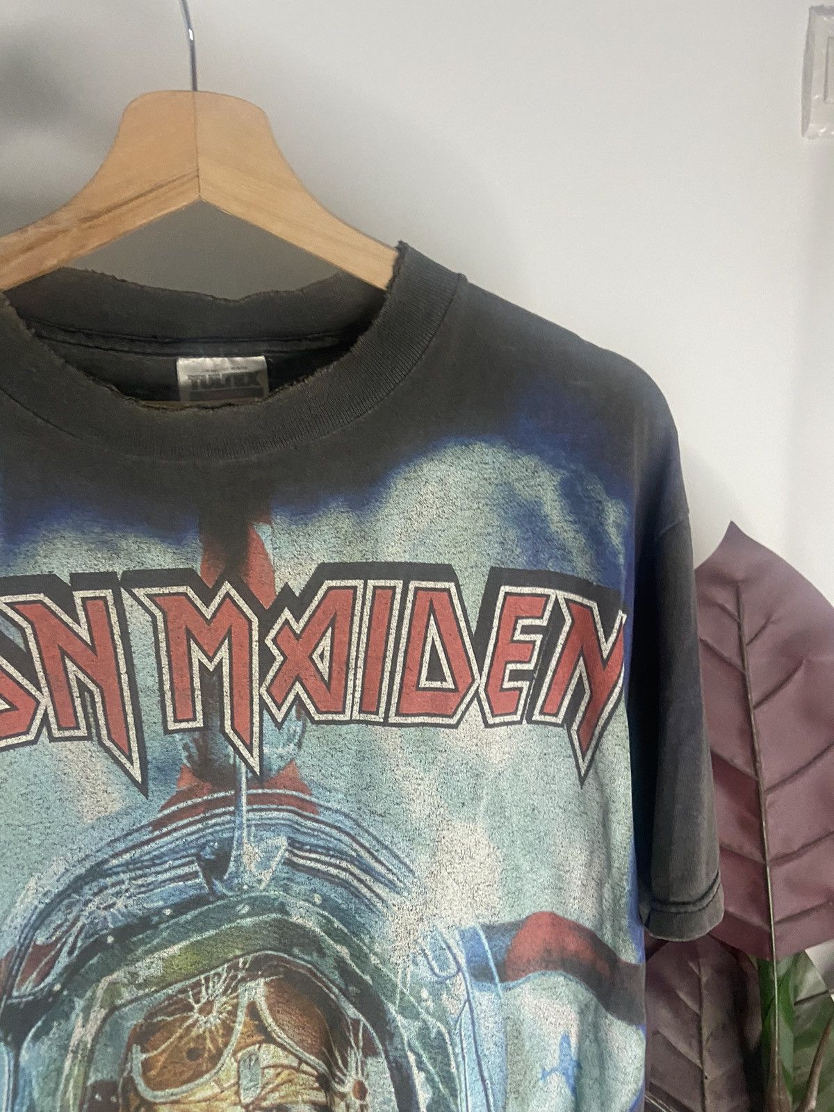 Band Tees × Iron Maiden × Vintage VINTAGE IRON MAIDEN ACES HIGH😊😘 Size US L / EU 52-54 / 3 - 9 Thumbnail