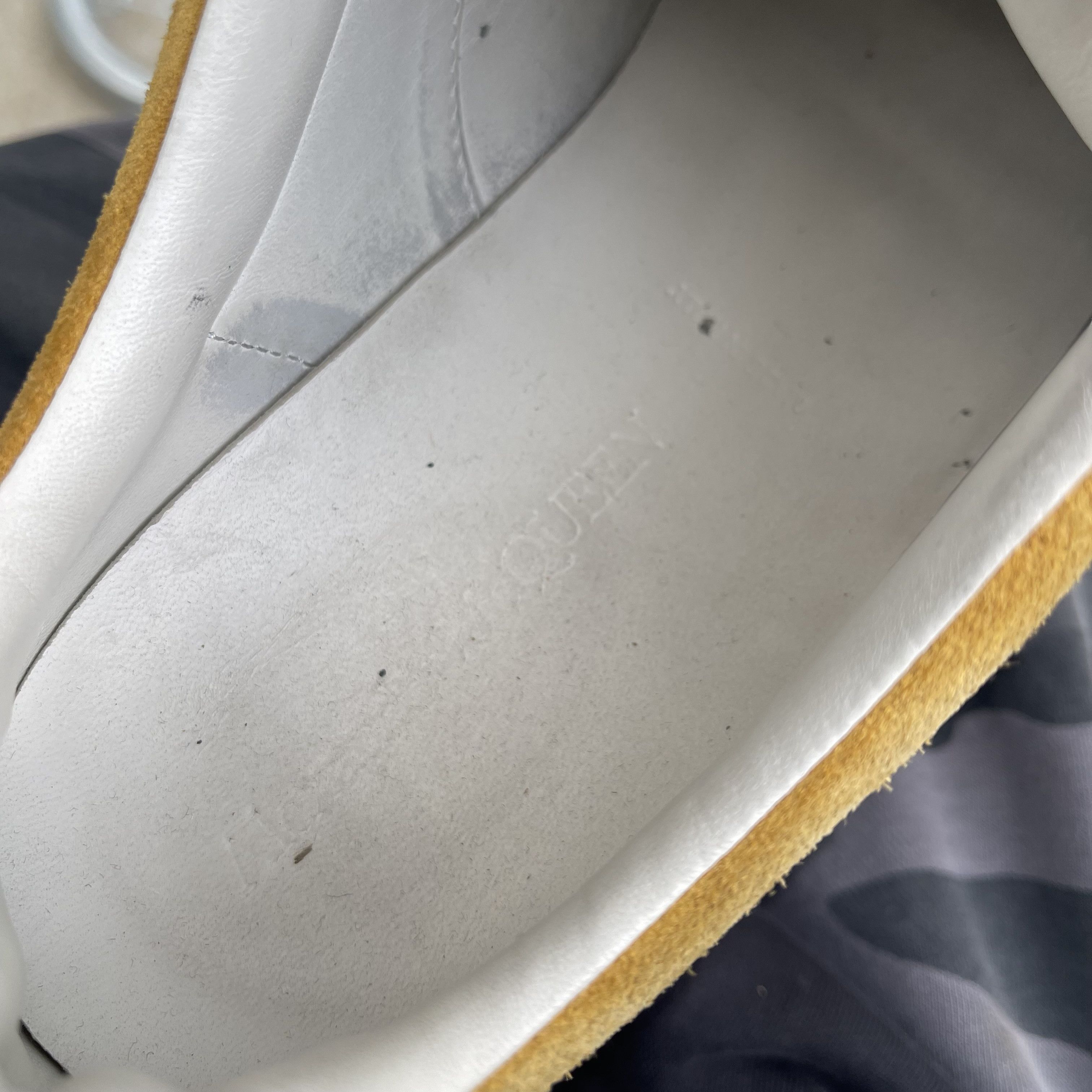 Alexander McQueen × Designer Alexander McQueen Mineral Yellow Sneakers Size US 10 / EU 43 - 7 Thumbnail