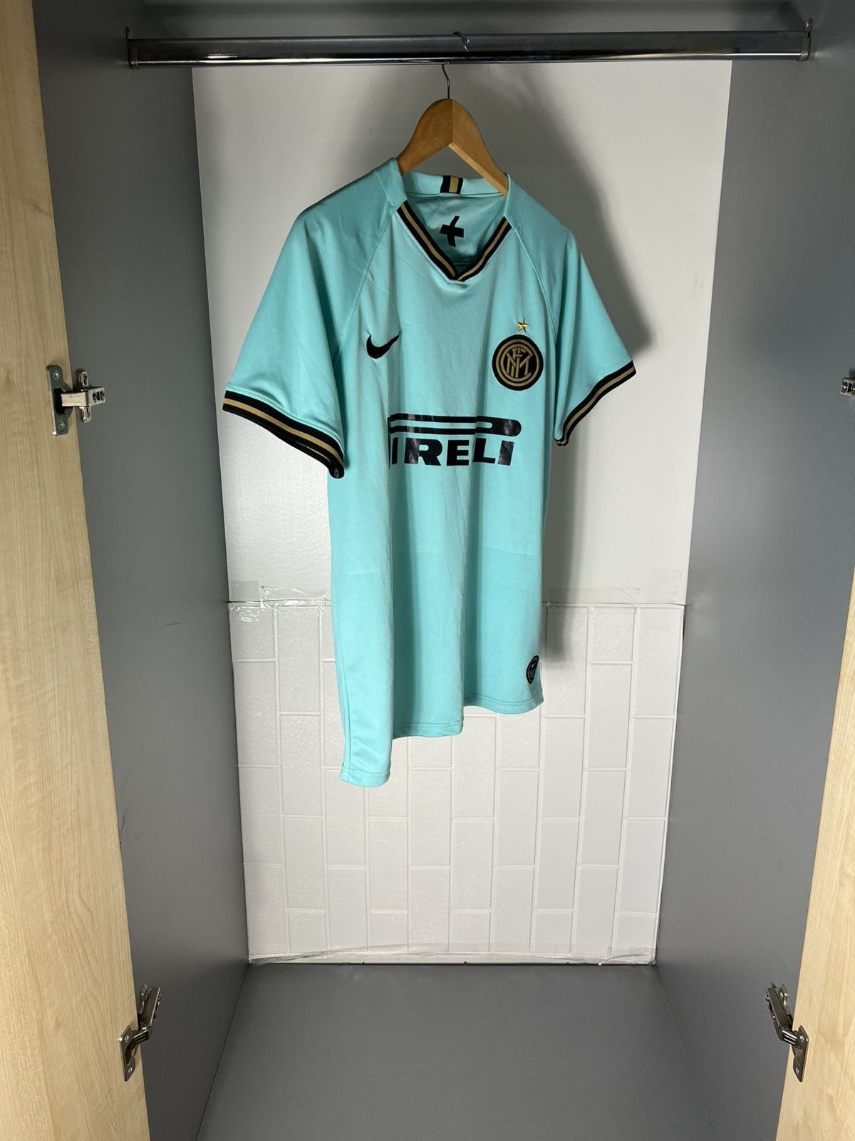 Nike VINTAGE NIKE FC INTER MILAN ITALY SOCCER JERSEY RETRO Y2K Size US M / EU 48-50 / 2 - 5 Thumbnail