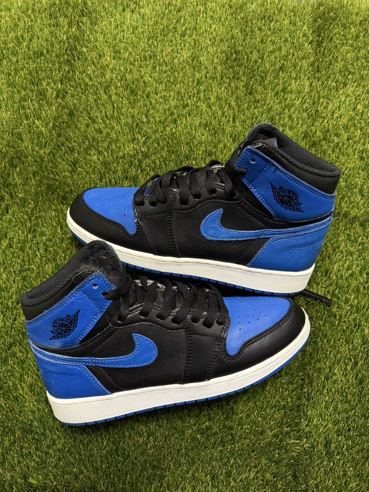 Nike Air Jordan one Royals 2017 Size US 6 / EU 39 - 1 Thumbnail