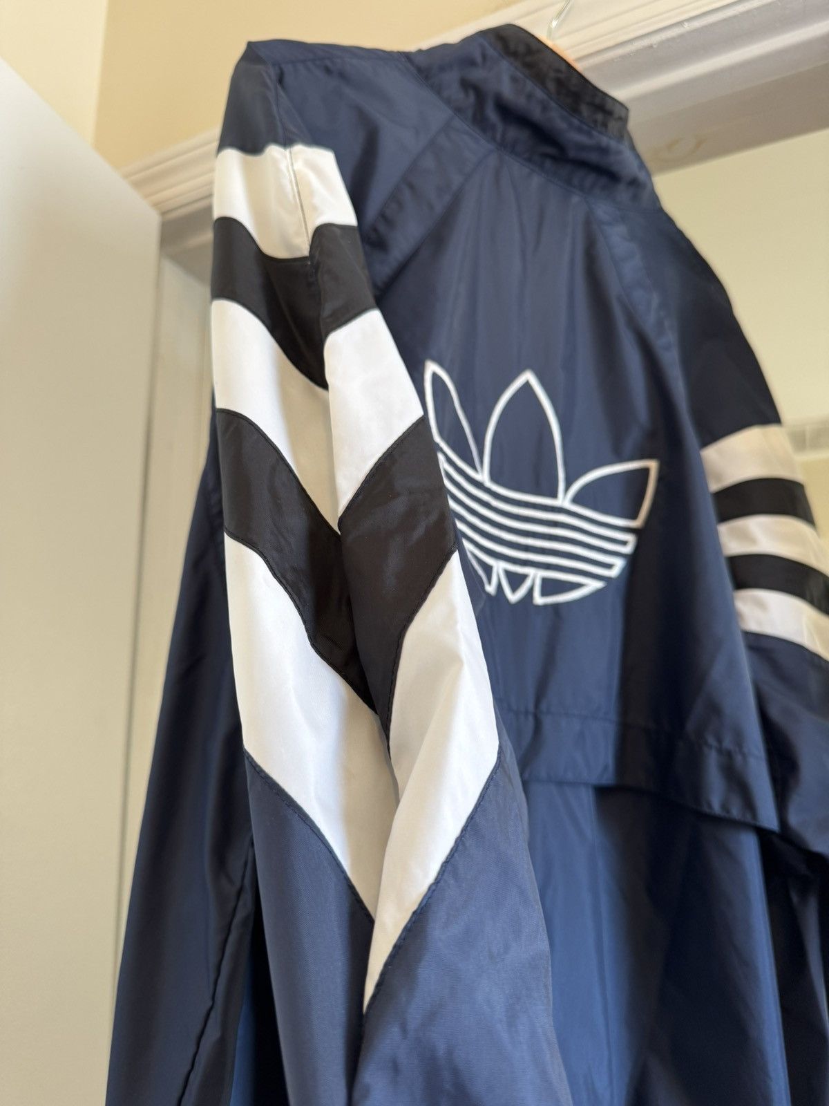 Adidas Vintage Adidas Windbreaker size XL Size US XL / EU 56 / 4 - 8 Thumbnail