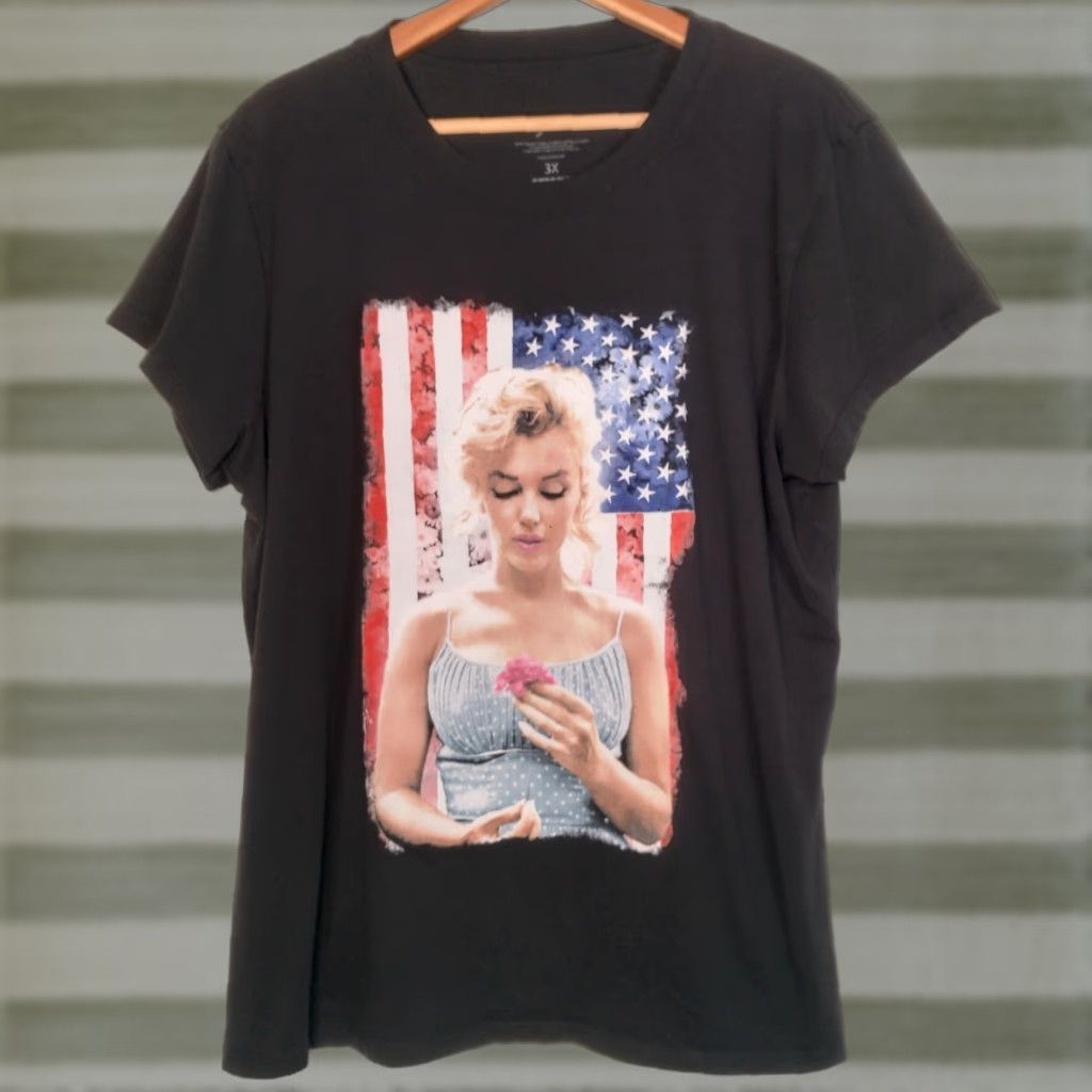 Vintage Marilyn Monroe T-Shirt Women Plus Size 3X Black USA Patriotism Graphic Cap Sleeve Crew Neck Short Sleeve Casual Size XXL / US 16-18 / IT 52-54 - 1 Thumbnail