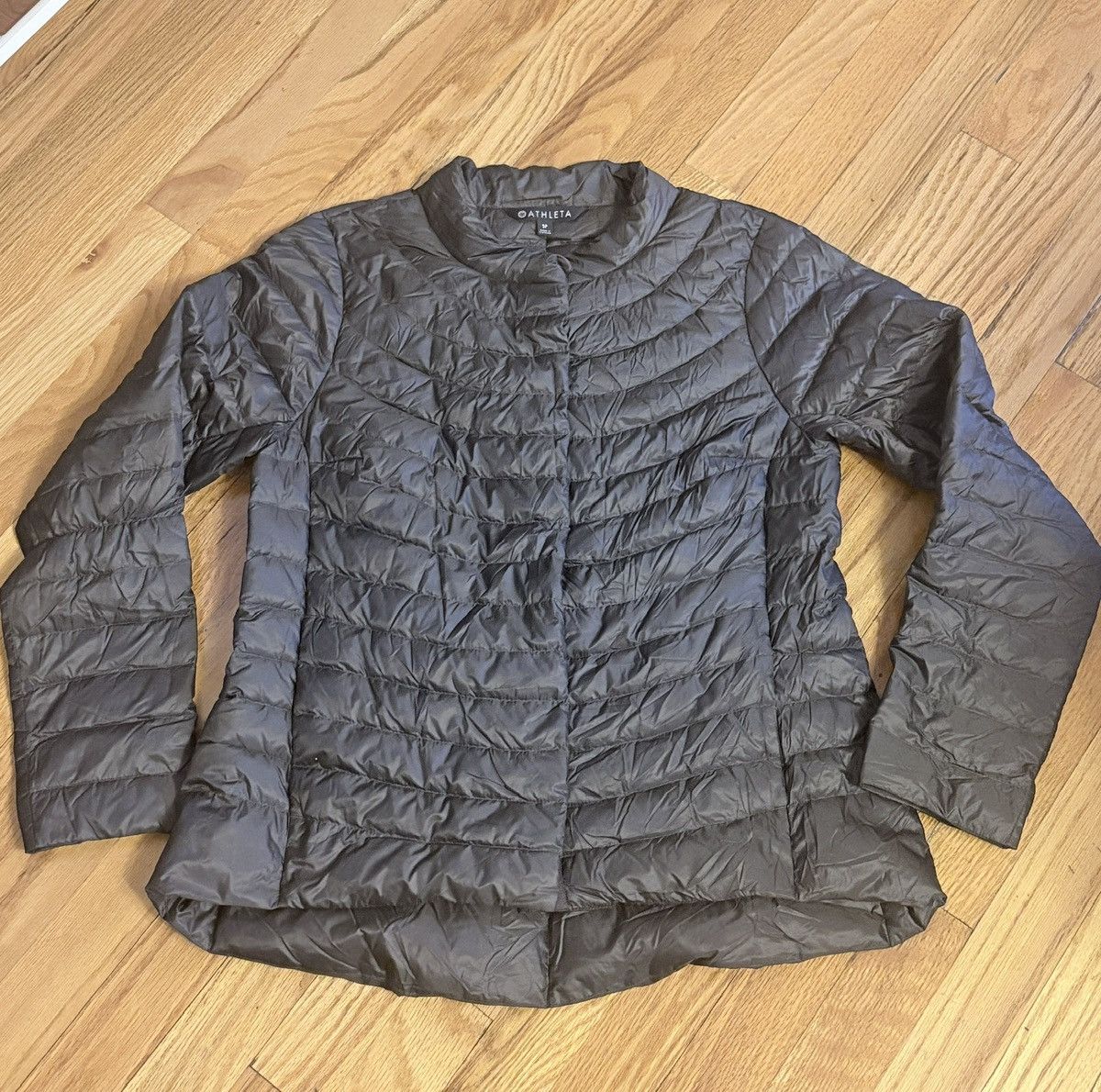 Athleta Athleta Olive Green Quilted Goose Down Petite Puffer Jacket Size S / US 4 / IT 40 - 2 Thumbnail